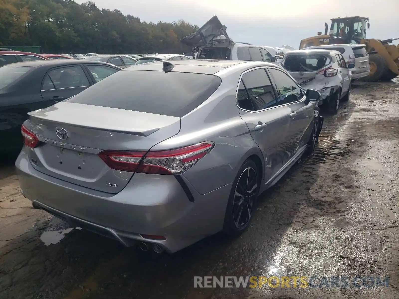 4 Photograph of a damaged car 4T1K61AK4LU508140 TOYOTA CAMRY 2020