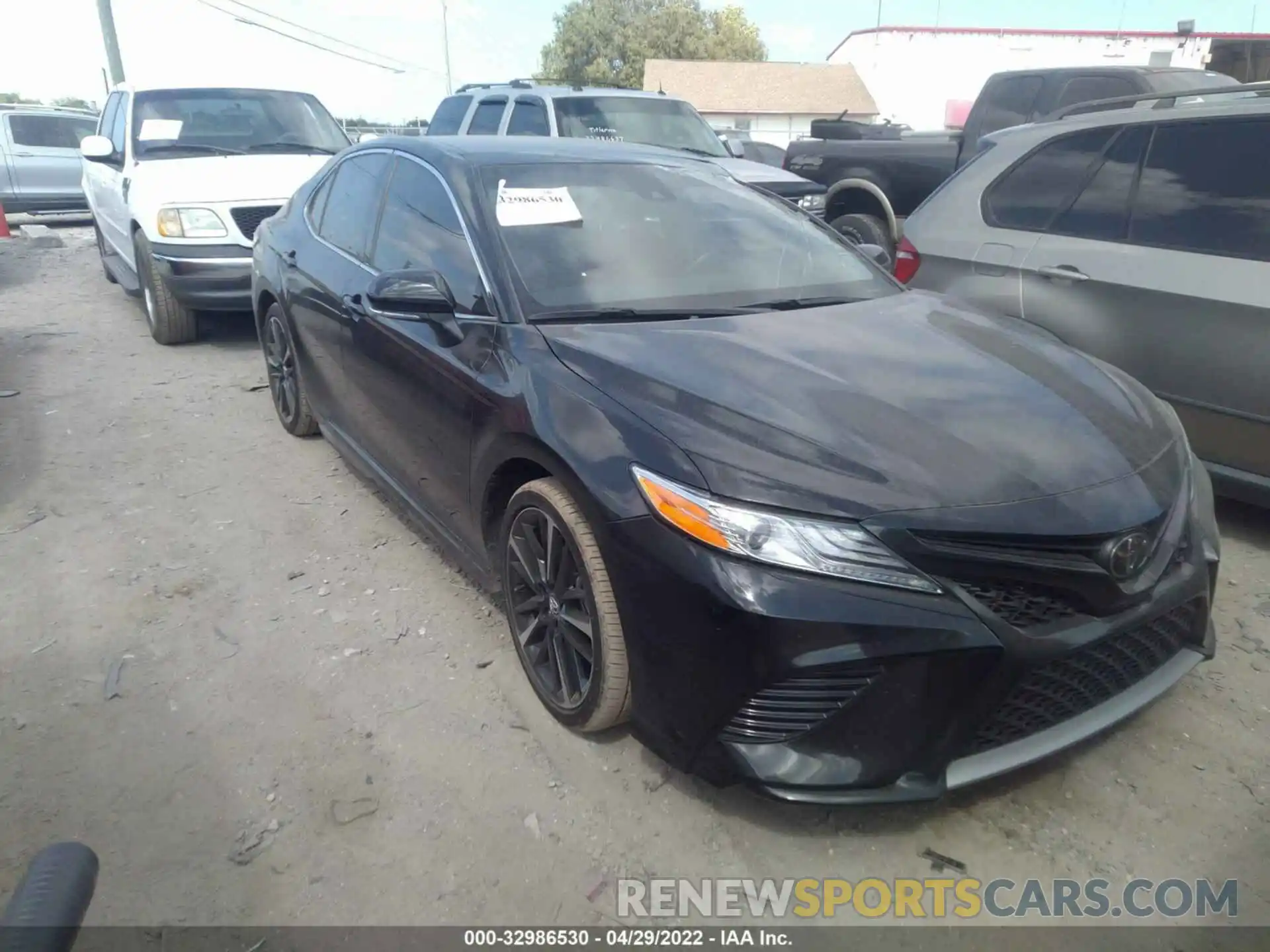 1 Photograph of a damaged car 4T1K61AK4LU859226 TOYOTA CAMRY 2020