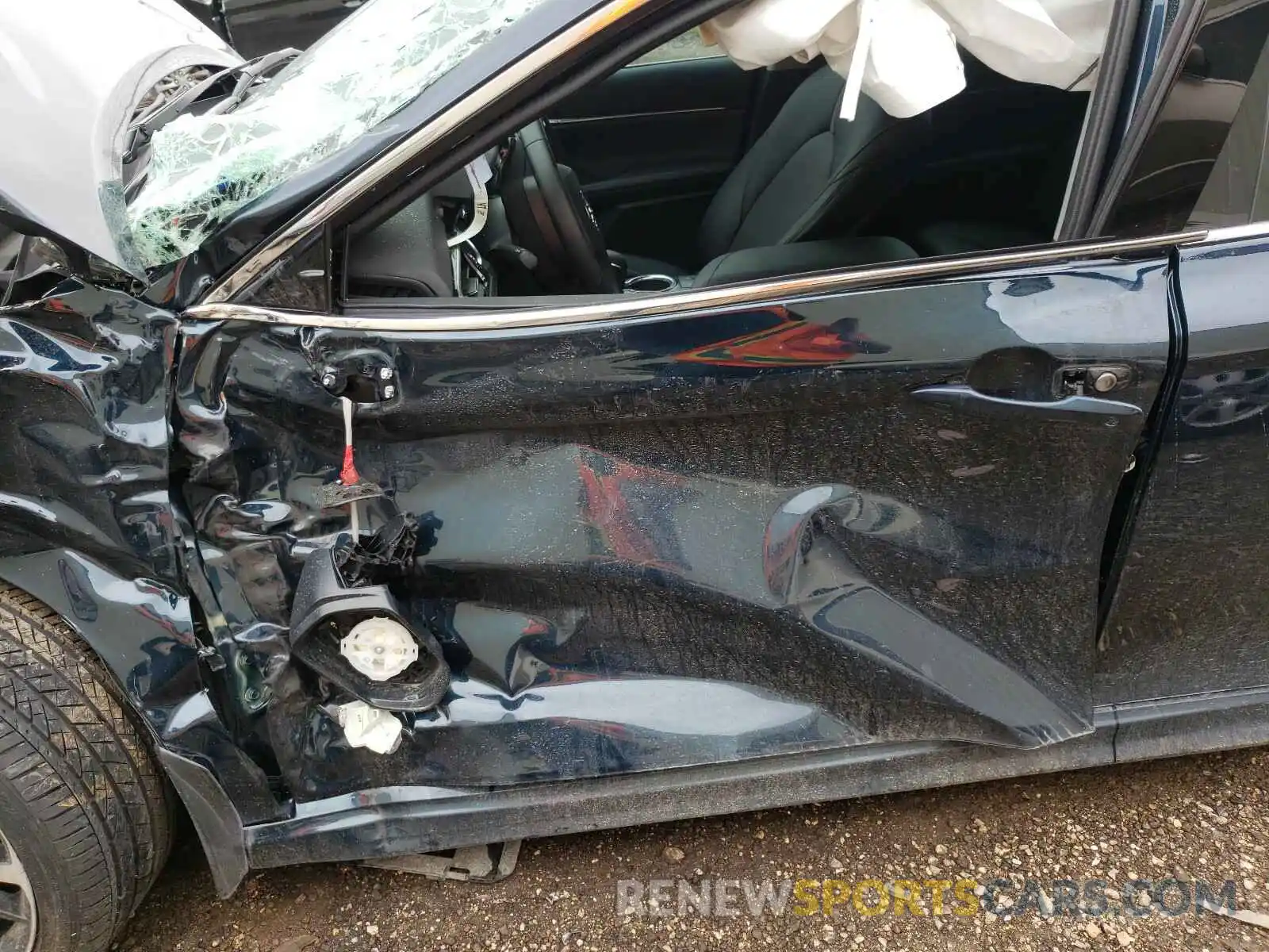 10 Photograph of a damaged car 4T1K61AK4LU869500 TOYOTA CAMRY 2020