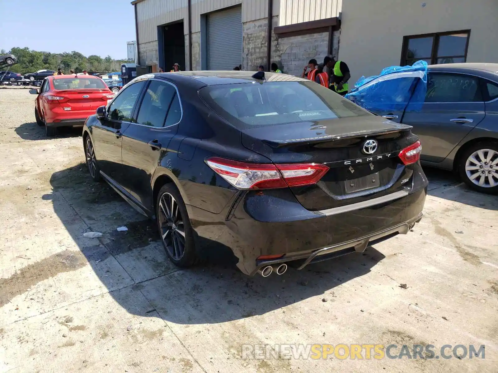 3 Photograph of a damaged car 4T1K61AK4LU869920 TOYOTA CAMRY 2020