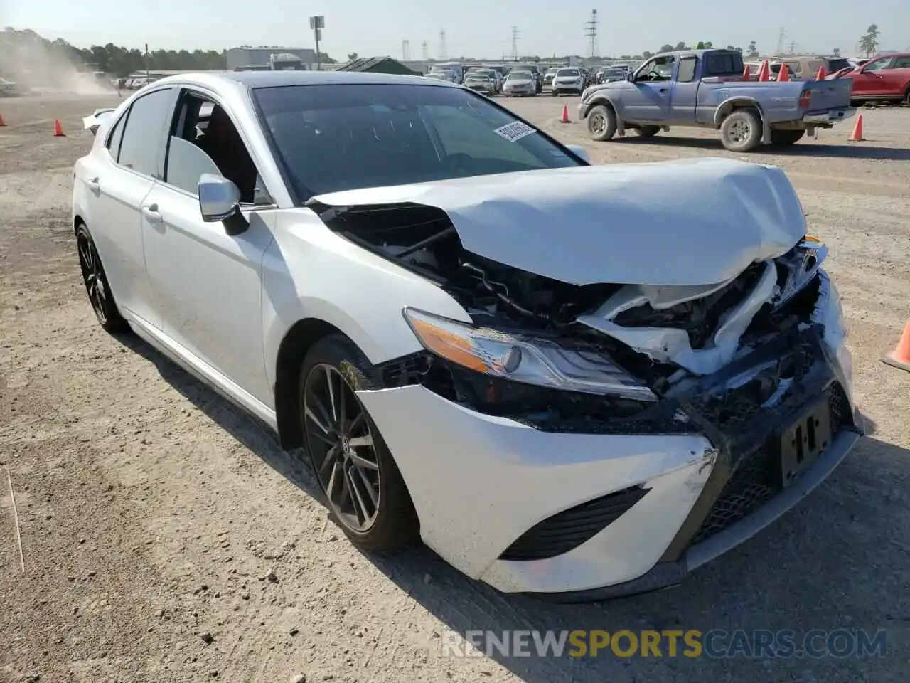 1 Photograph of a damaged car 4T1K61AK4LU896941 TOYOTA CAMRY 2020