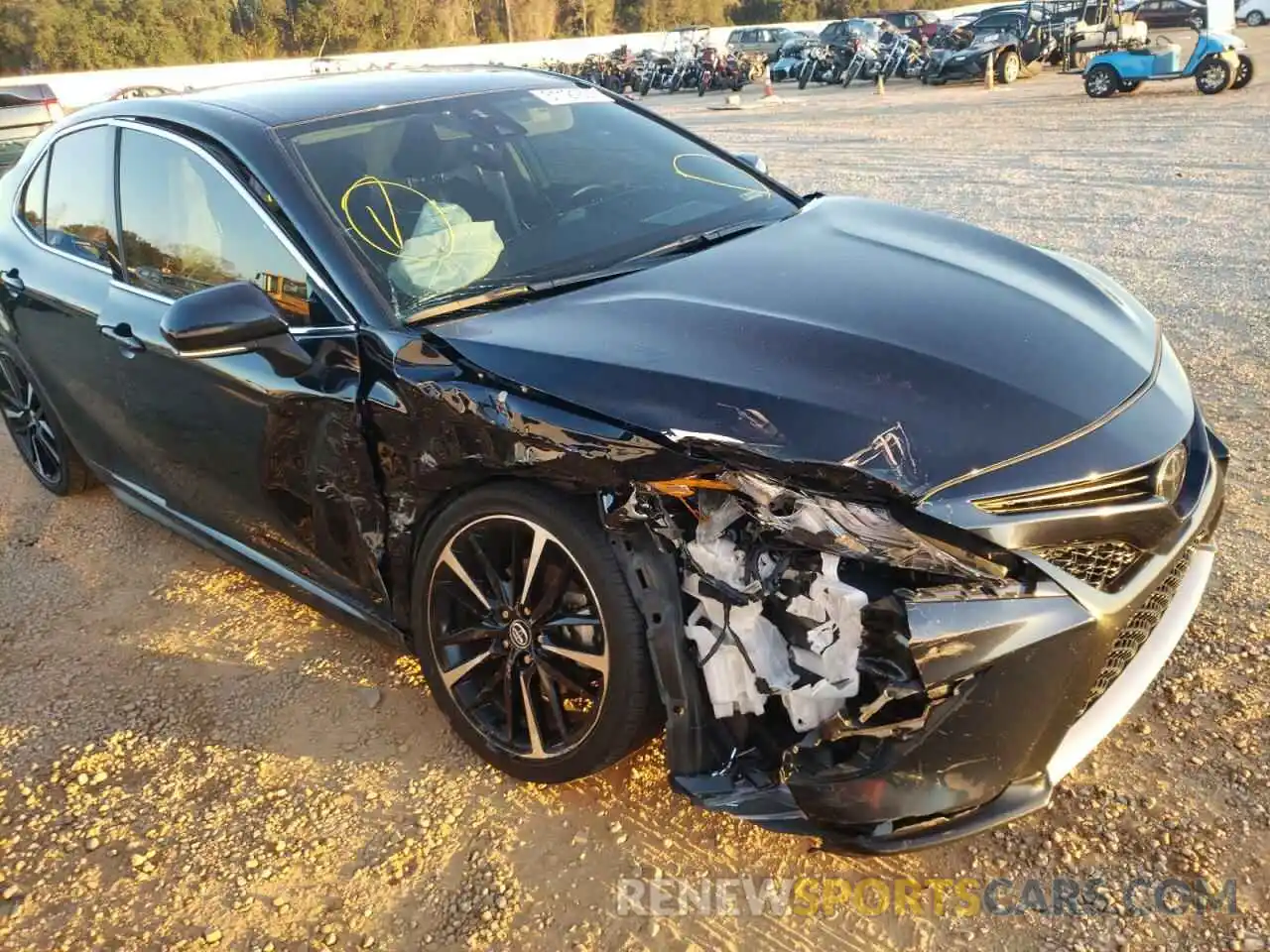 9 Photograph of a damaged car 4T1K61AK4LU918517 TOYOTA CAMRY 2020