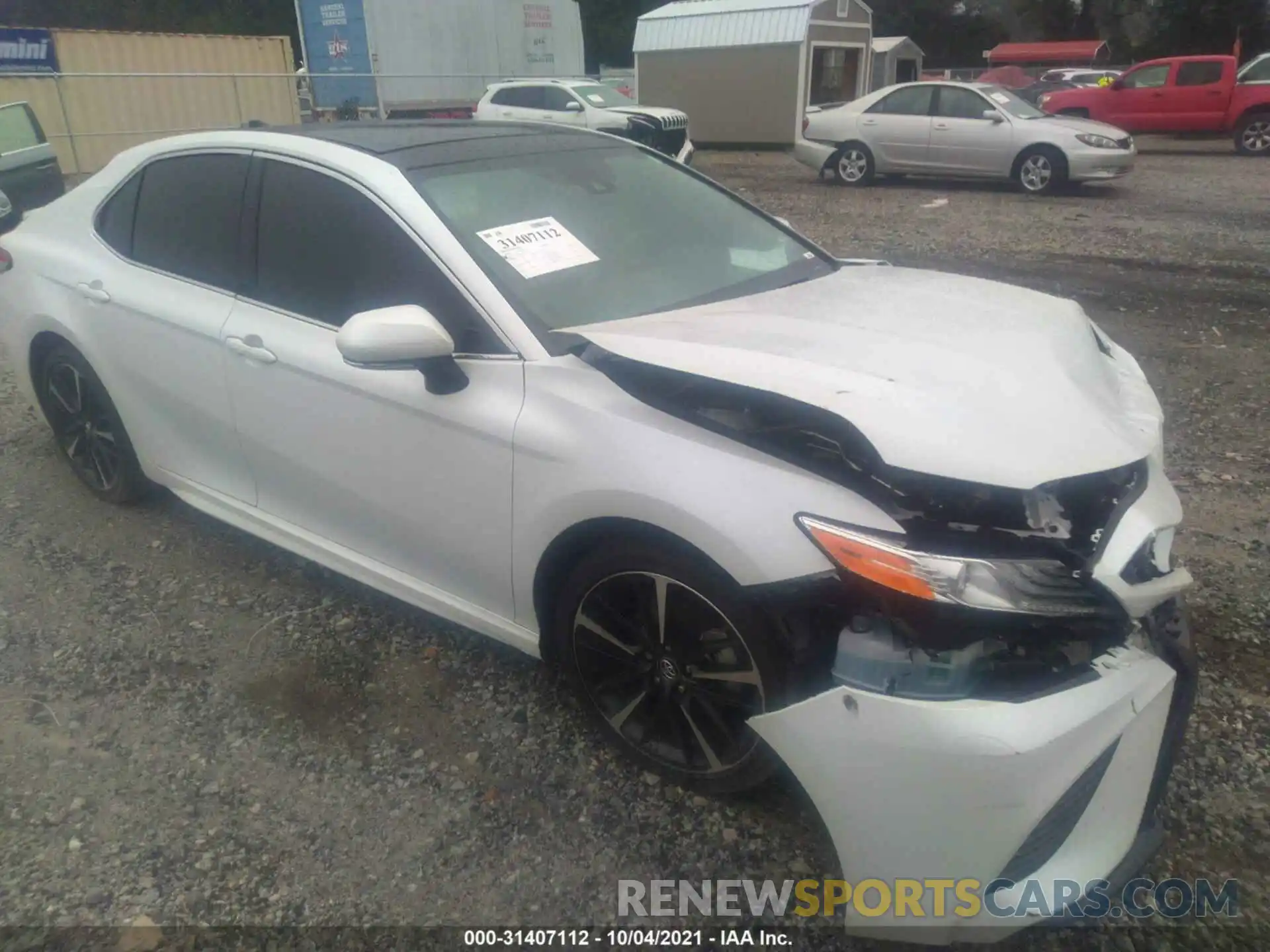 1 Photograph of a damaged car 4T1K61AK4LU945412 TOYOTA CAMRY 2020