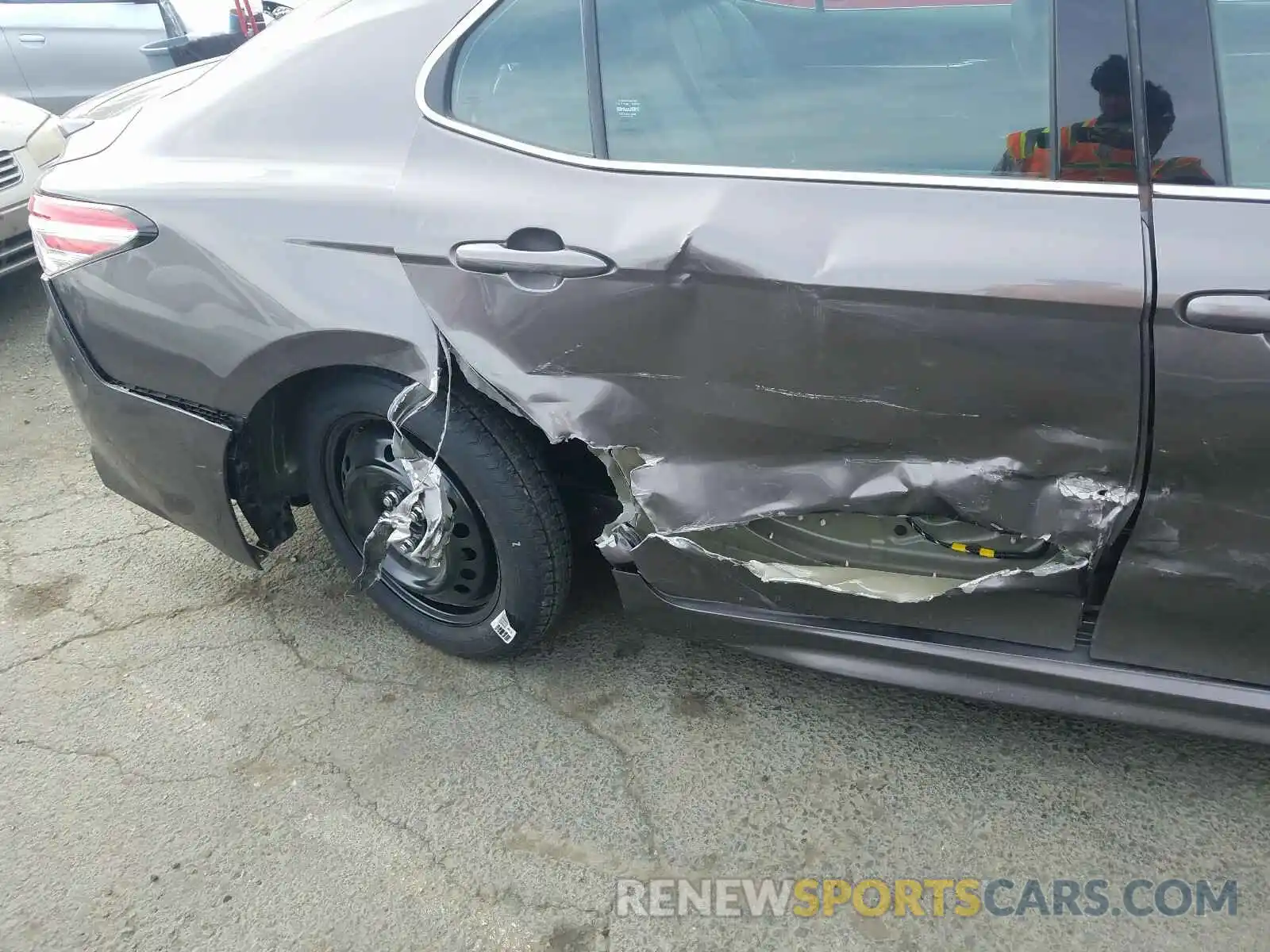 9 Фотография поврежденного автомобиля 4T1K61AK4LU975588 TOYOTA CAMRY 2020