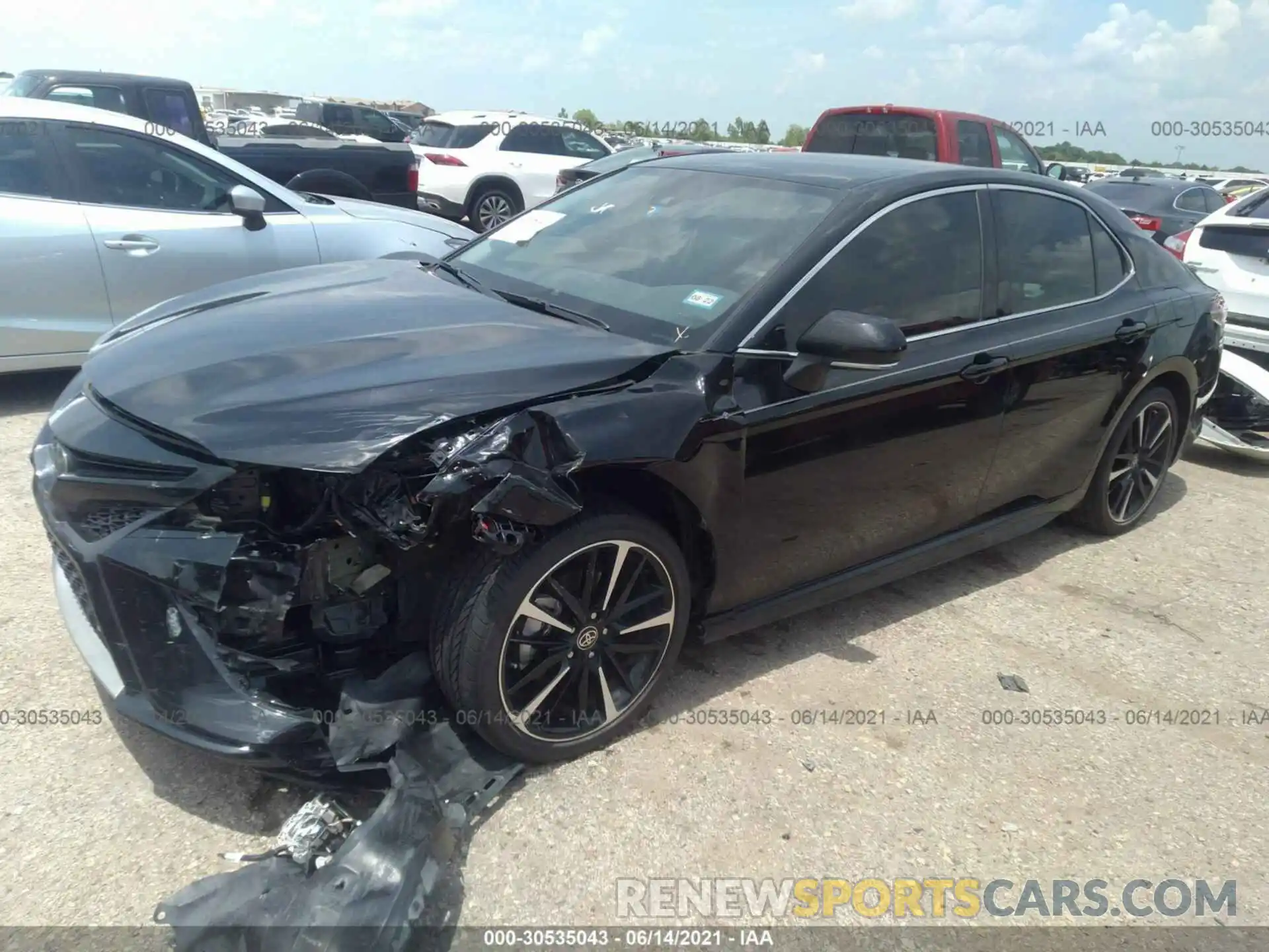 2 Photograph of a damaged car 4T1K61AK4LU977728 TOYOTA CAMRY 2020