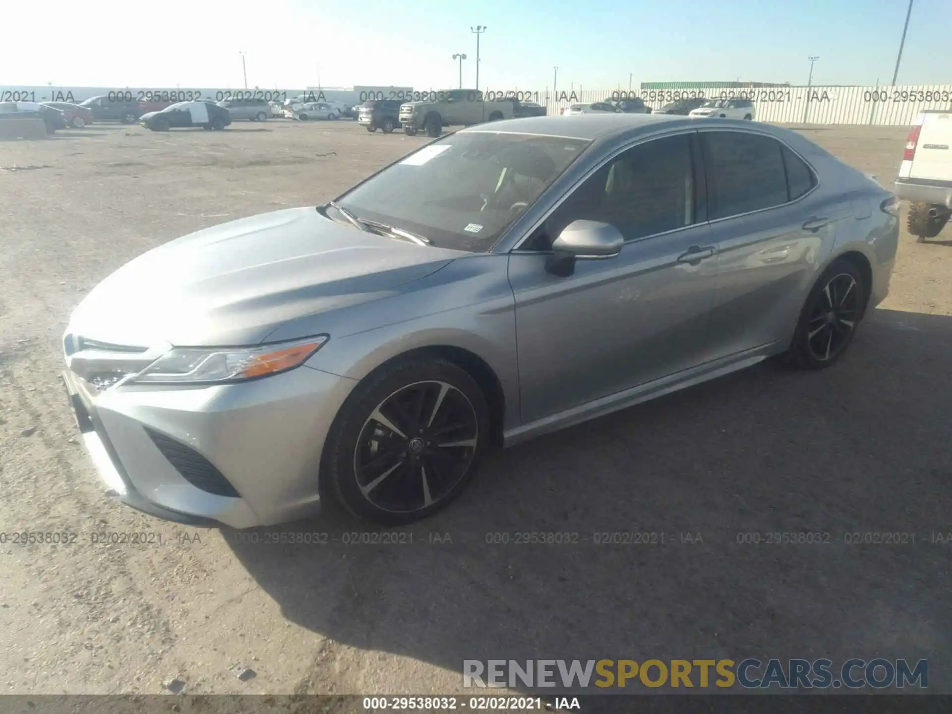 2 Photograph of a damaged car 4T1K61AK4LU995100 TOYOTA CAMRY 2020