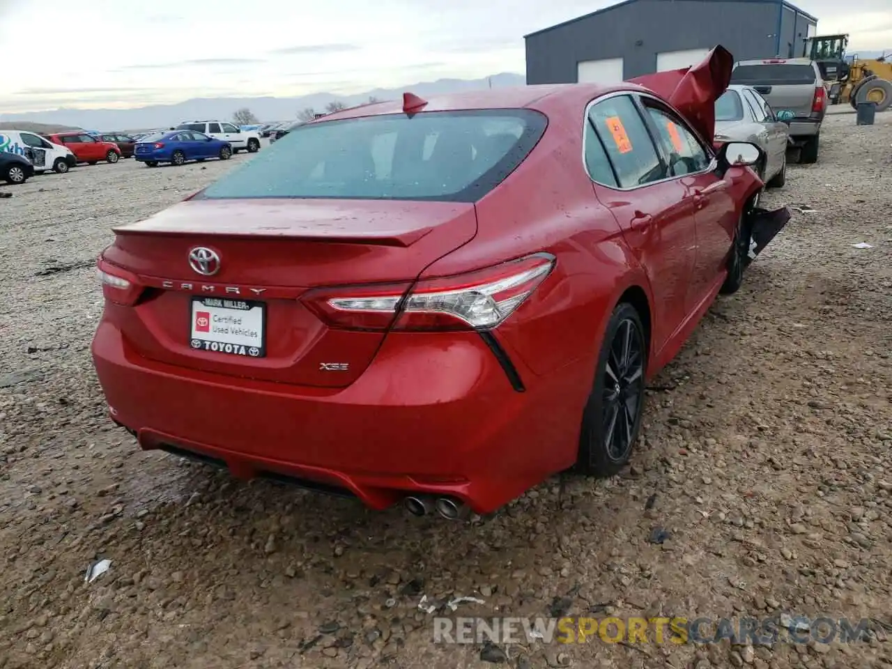 4 Photograph of a damaged car 4T1K61AK5LU300672 TOYOTA CAMRY 2020