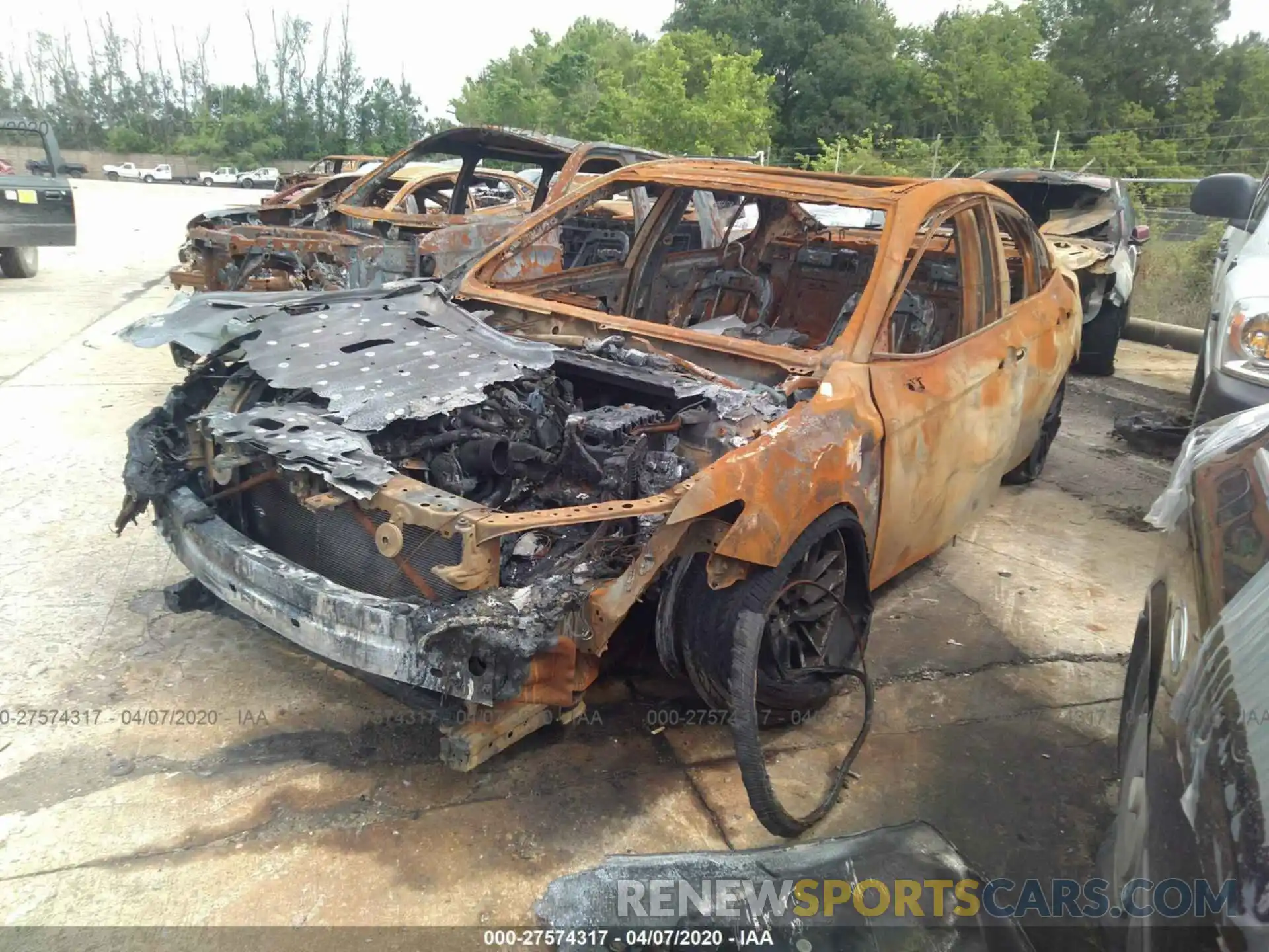 2 Photograph of a damaged car 4T1K61AK5LU306889 TOYOTA CAMRY 2020