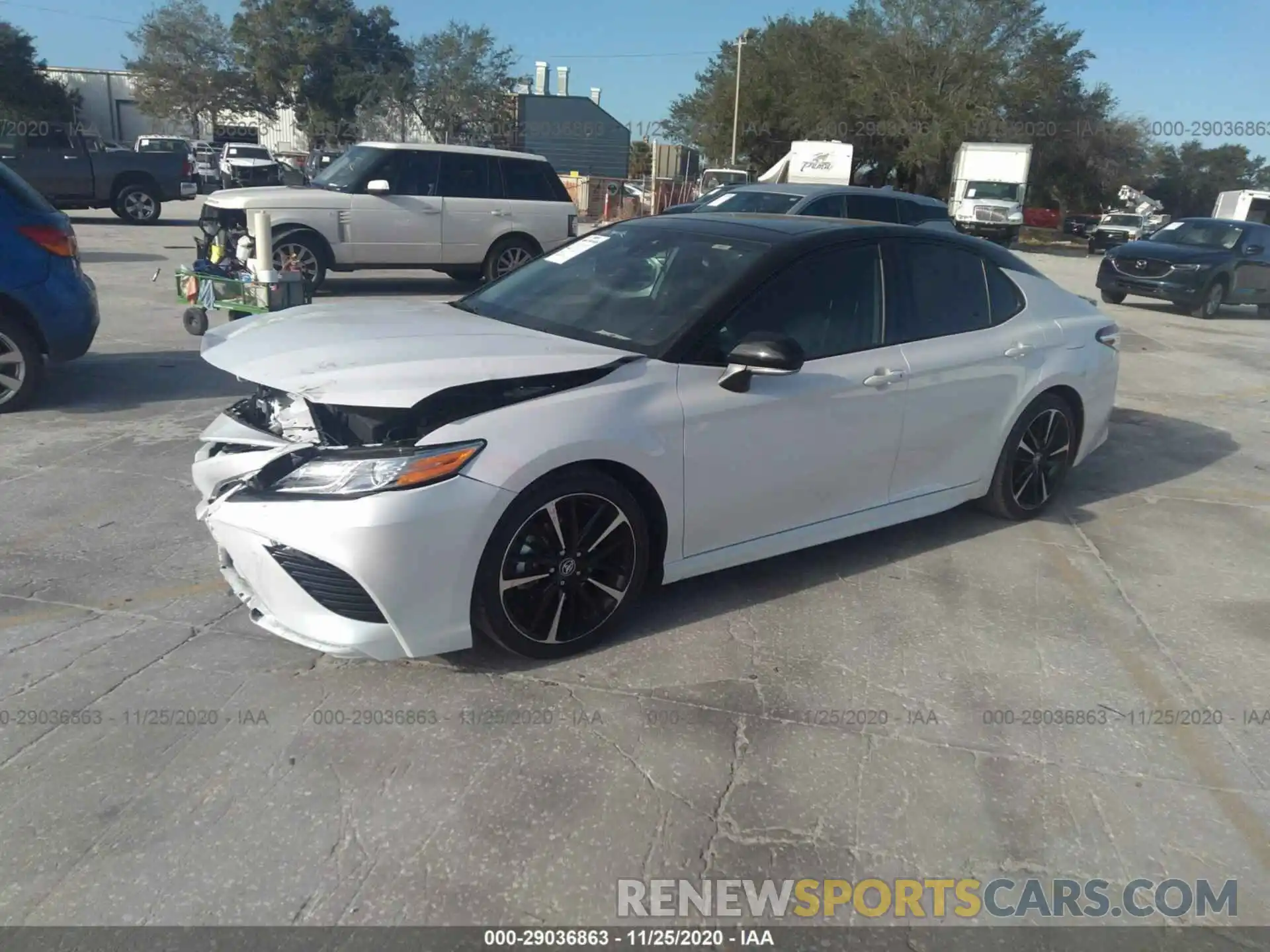 2 Photograph of a damaged car 4T1K61AK5LU311669 TOYOTA CAMRY 2020