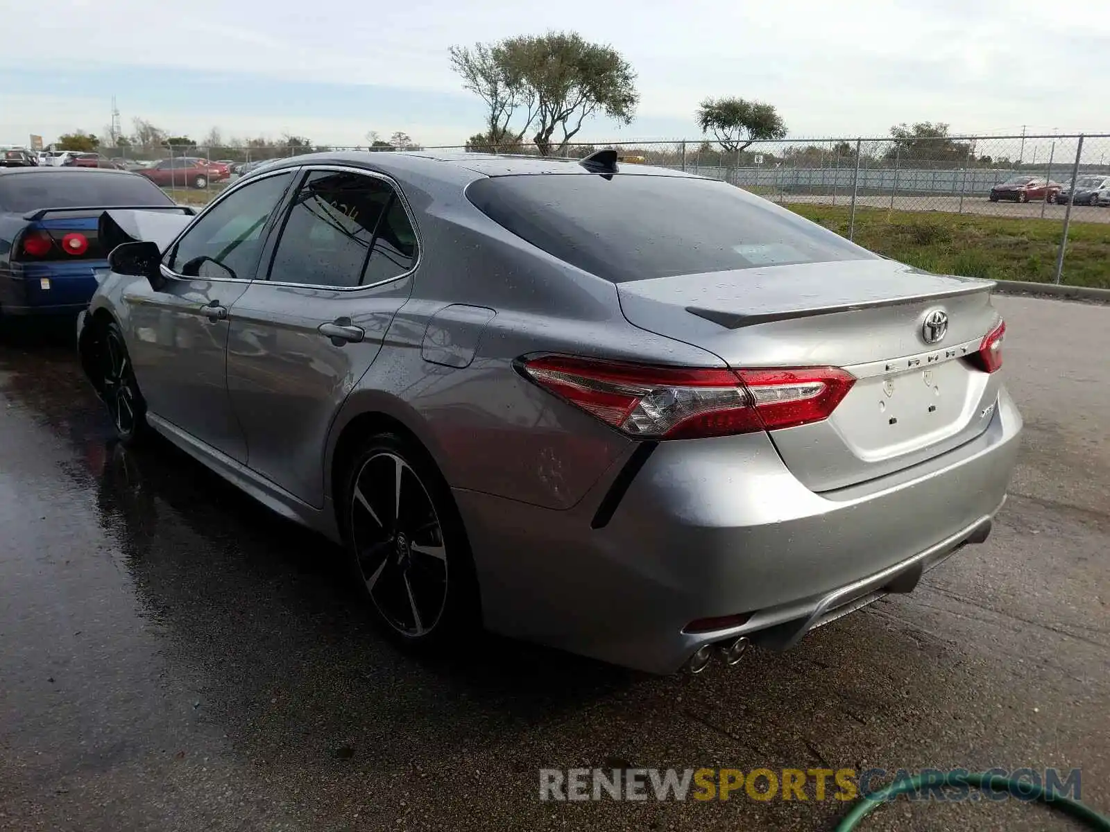 3 Photograph of a damaged car 4T1K61AK5LU314703 TOYOTA CAMRY 2020