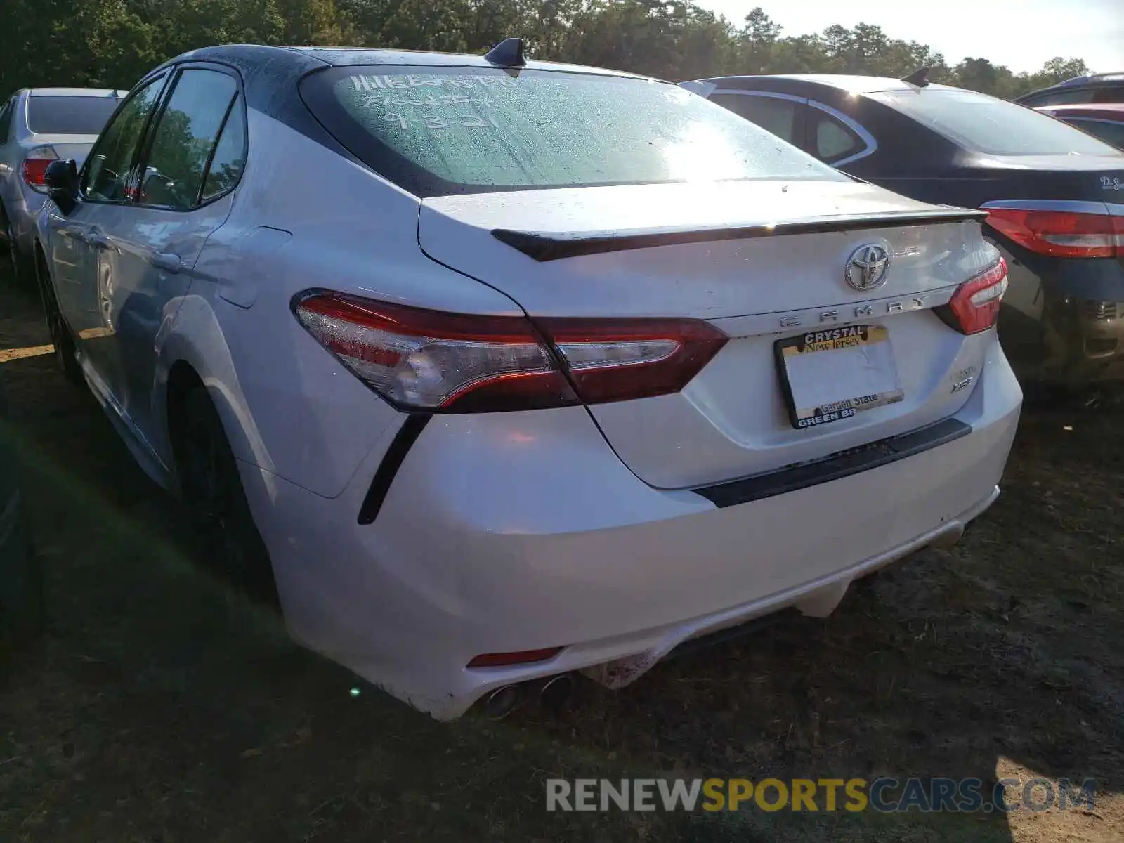 3 Photograph of a damaged car 4T1K61AK5LU320453 TOYOTA CAMRY 2020