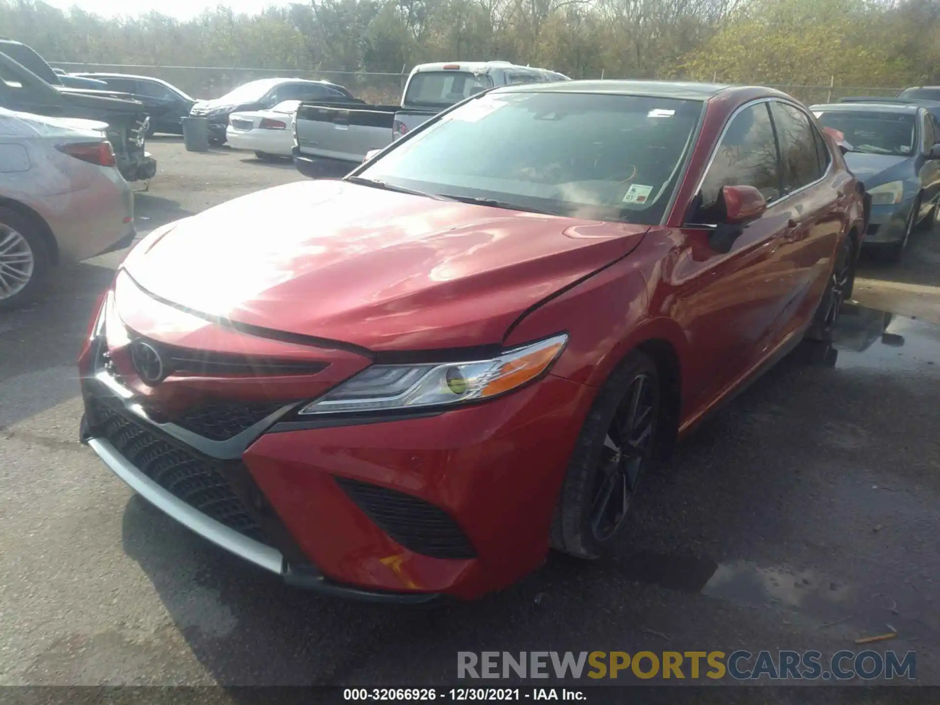 2 Photograph of a damaged car 4T1K61AK5LU336846 TOYOTA CAMRY 2020