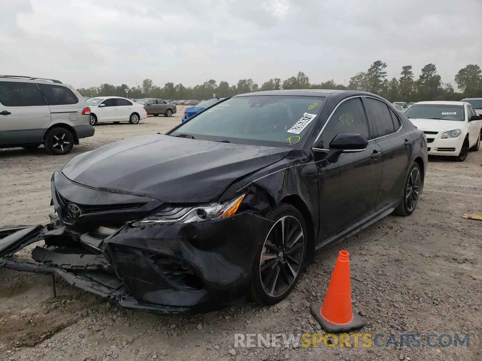 2 Photograph of a damaged car 4T1K61AK5LU338130 TOYOTA CAMRY 2020