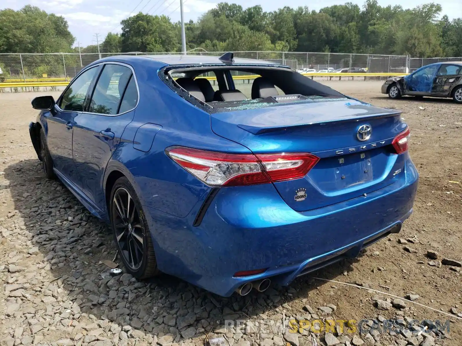 3 Photograph of a damaged car 4T1K61AK5LU349967 TOYOTA CAMRY 2020