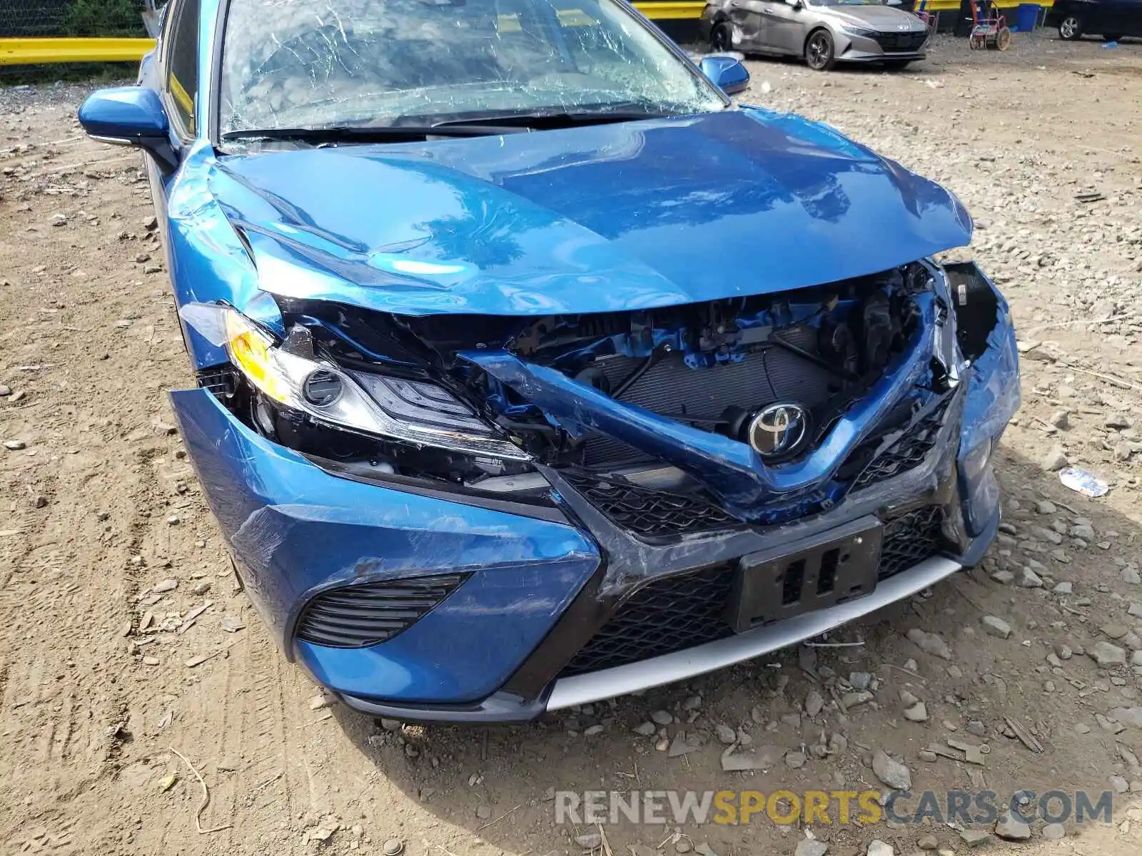 9 Photograph of a damaged car 4T1K61AK5LU349967 TOYOTA CAMRY 2020