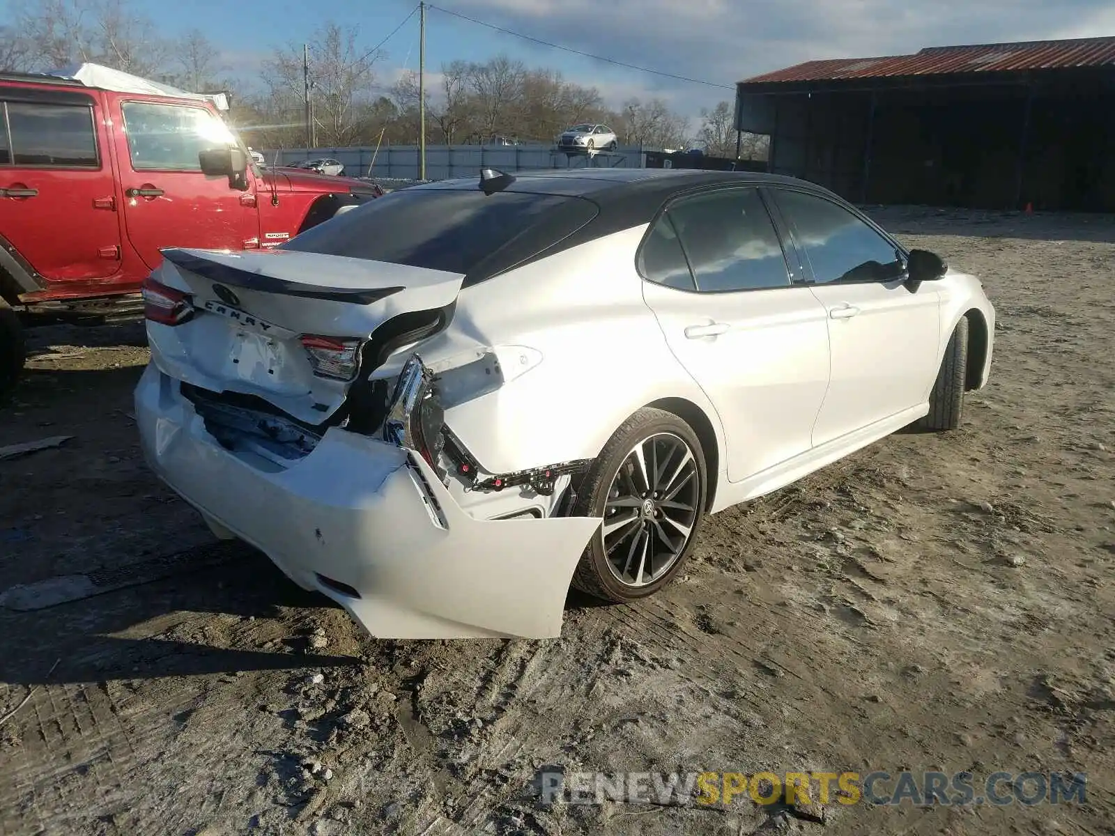 4 Photograph of a damaged car 4T1K61AK5LU365618 TOYOTA CAMRY 2020