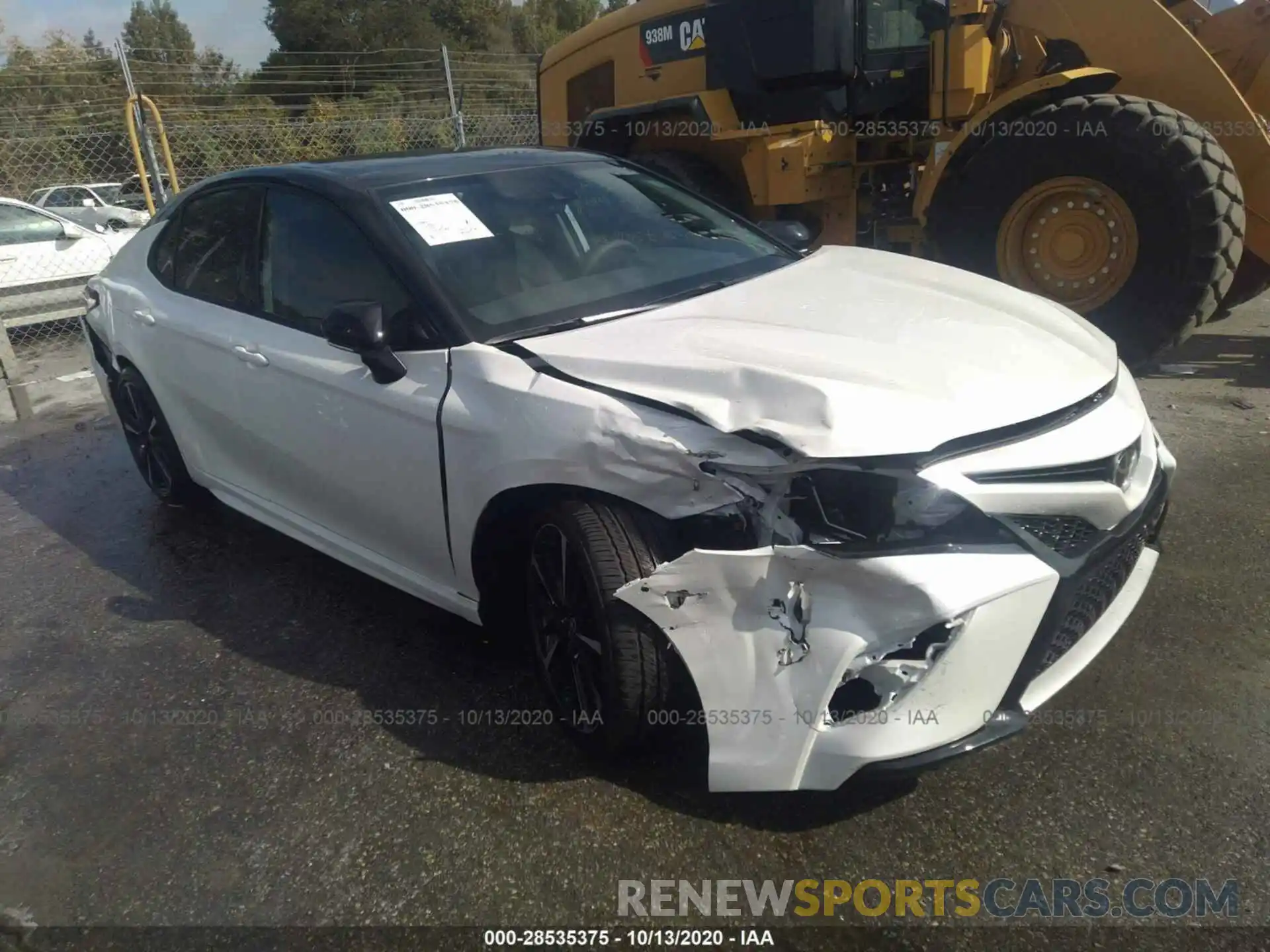 1 Photograph of a damaged car 4T1K61AK5LU375601 TOYOTA CAMRY 2020