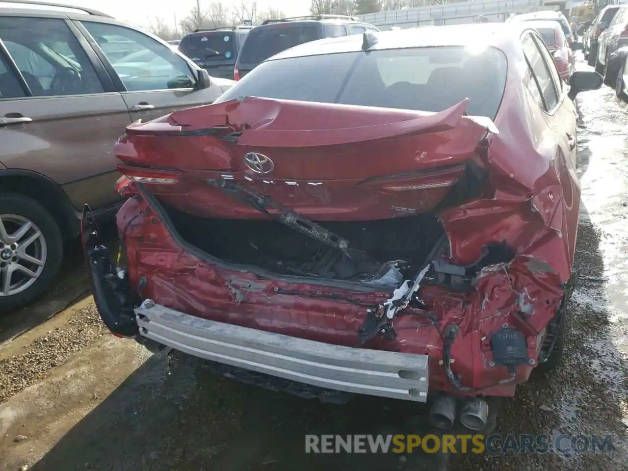 9 Photograph of a damaged car 4T1K61AK5LU377400 TOYOTA CAMRY 2020