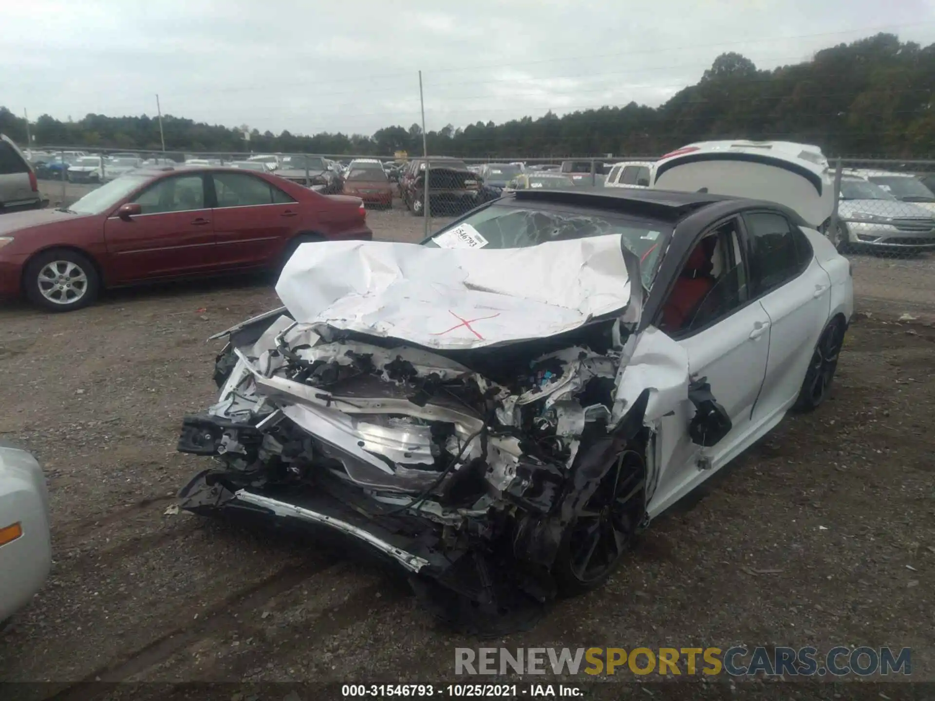 6 Photograph of a damaged car 4T1K61AK5LU383262 TOYOTA CAMRY 2020