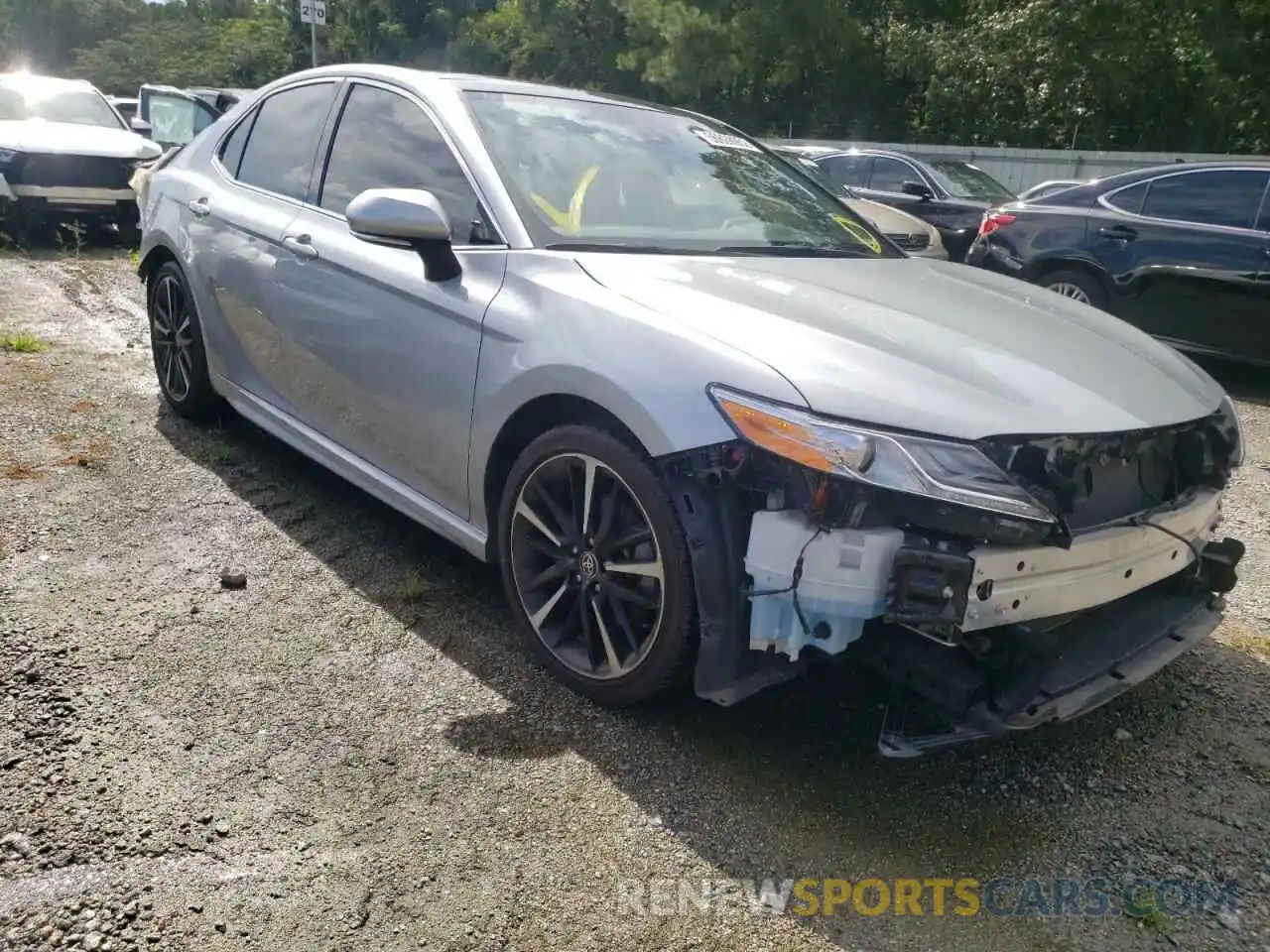 1 Photograph of a damaged car 4T1K61AK5LU395640 TOYOTA CAMRY 2020