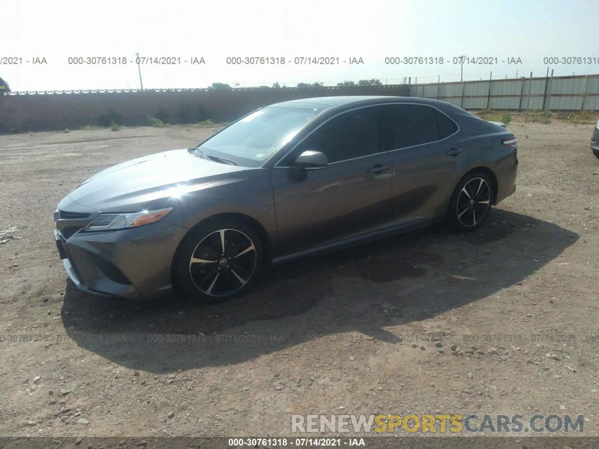 2 Photograph of a damaged car 4T1K61AK5LU505005 TOYOTA CAMRY 2020