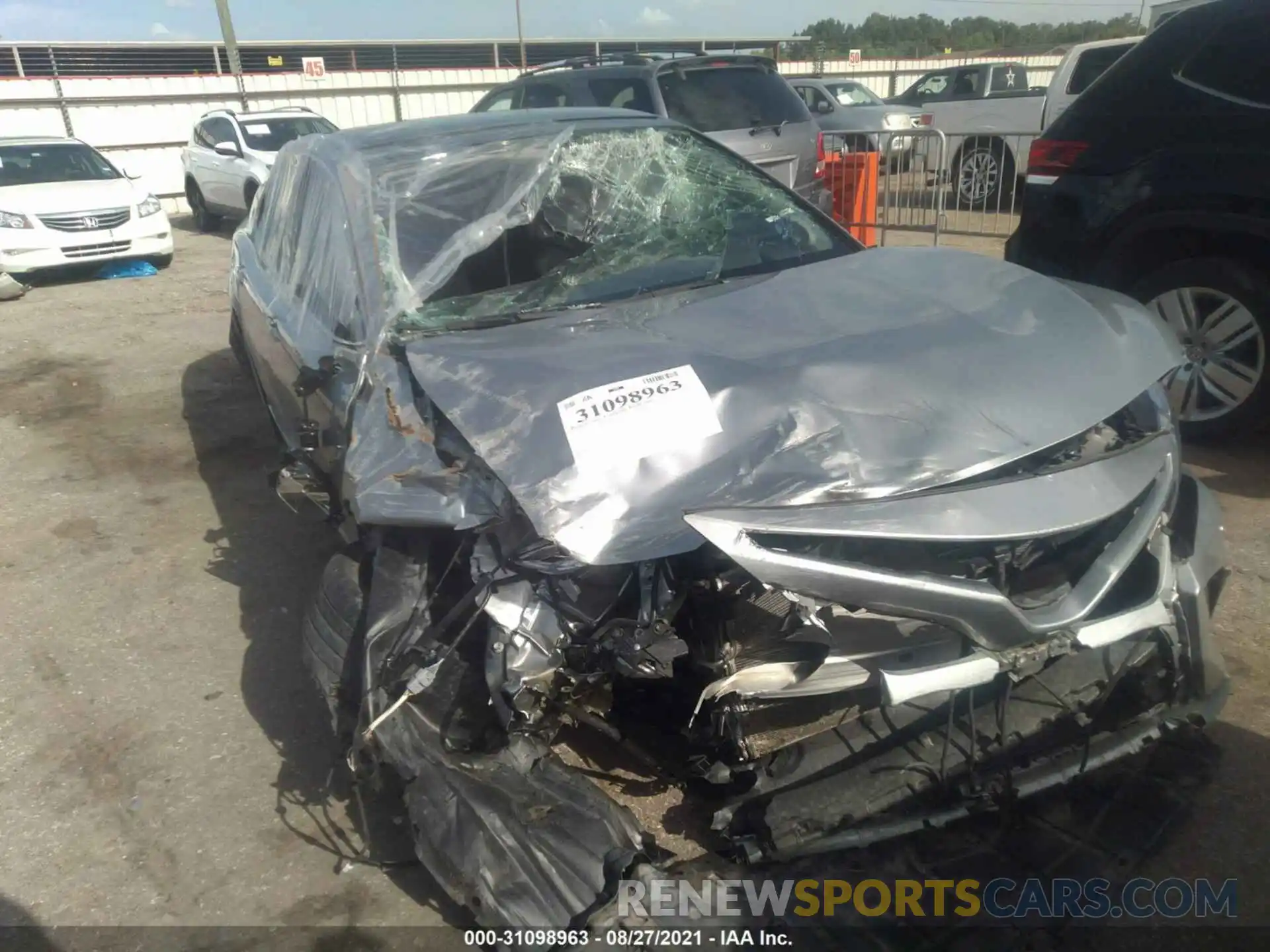 1 Photograph of a damaged car 4T1K61AK5LU867058 TOYOTA CAMRY 2020