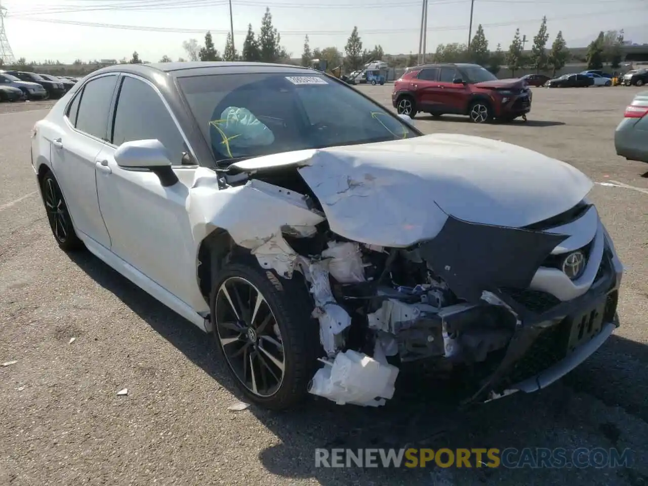 1 Photograph of a damaged car 4T1K61AK5LU925959 TOYOTA CAMRY 2020