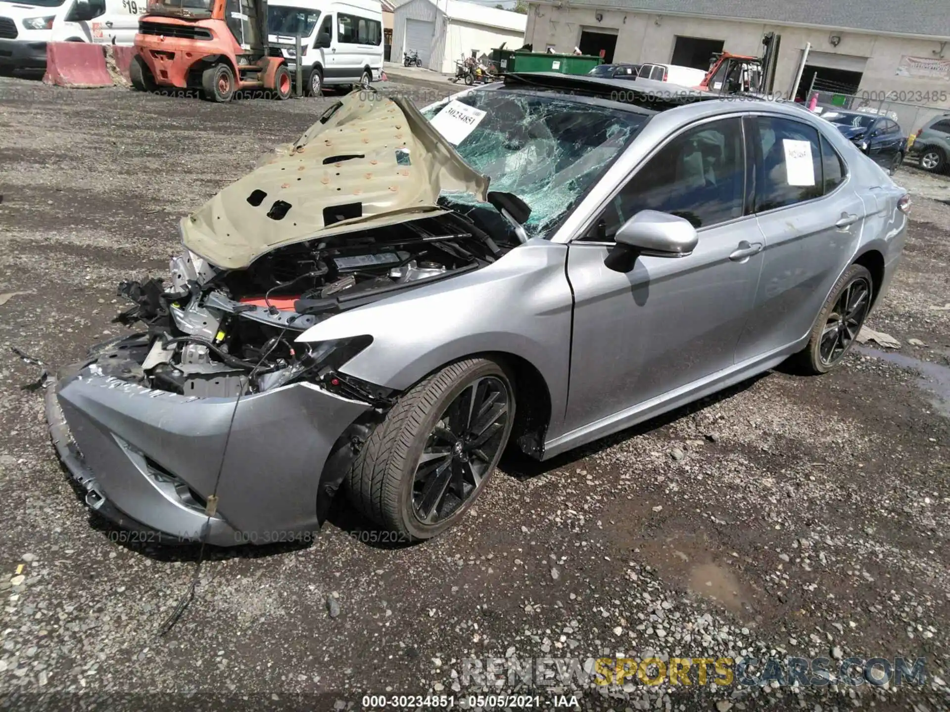 2 Photograph of a damaged car 4T1K61AK5LU928327 TOYOTA CAMRY 2020