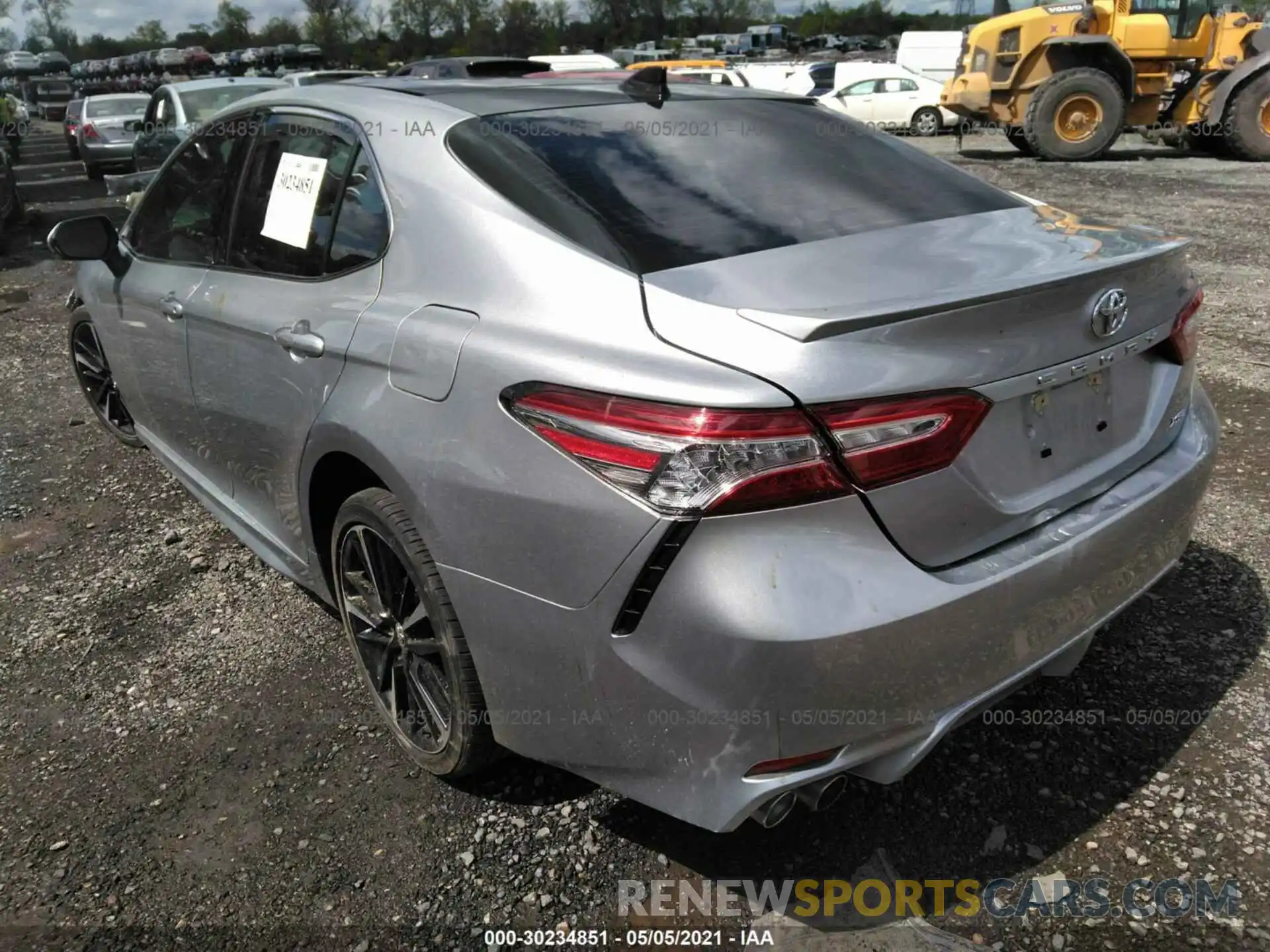 3 Photograph of a damaged car 4T1K61AK5LU928327 TOYOTA CAMRY 2020