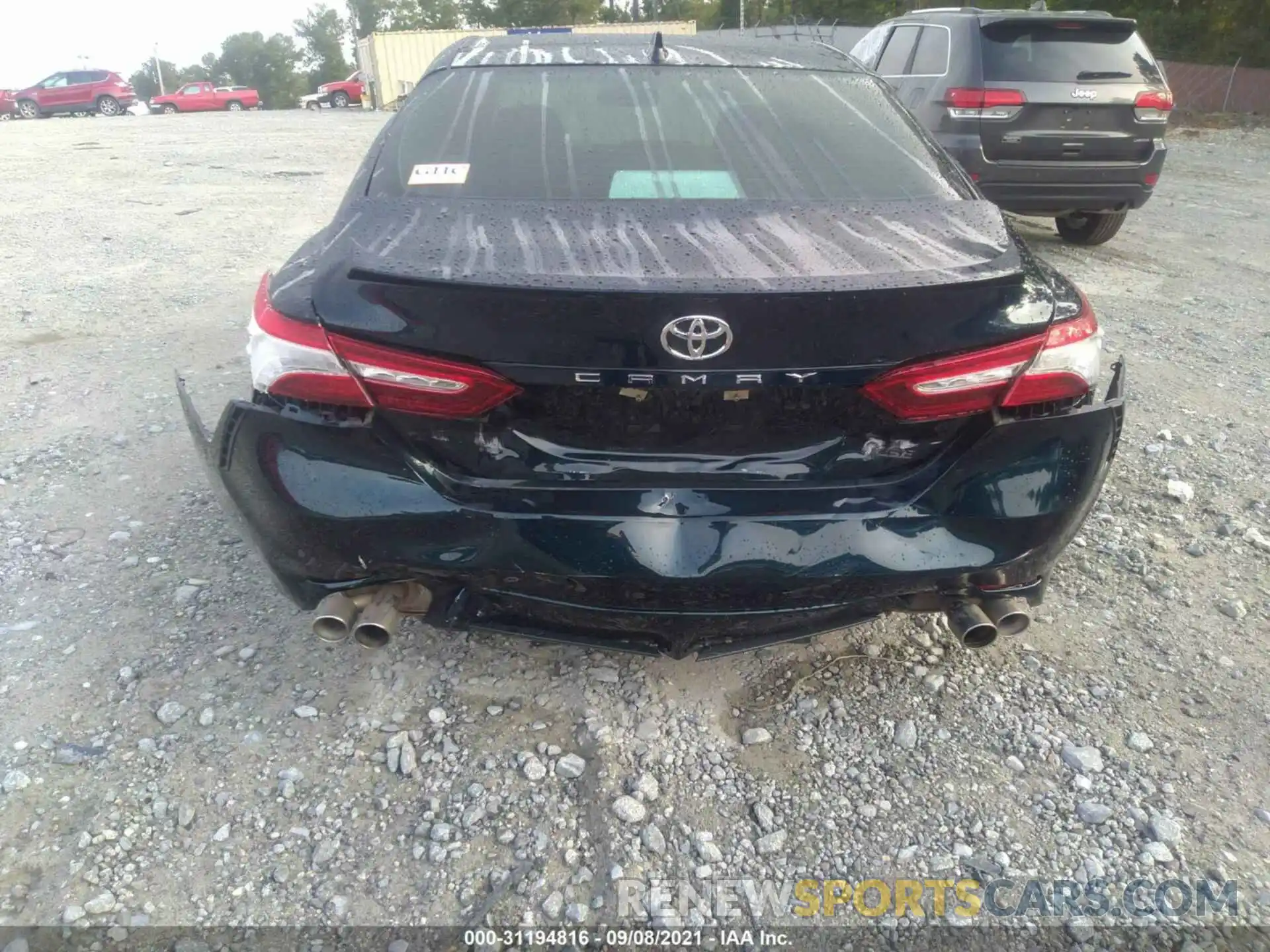 6 Photograph of a damaged car 4T1K61AK5LU941384 TOYOTA CAMRY 2020