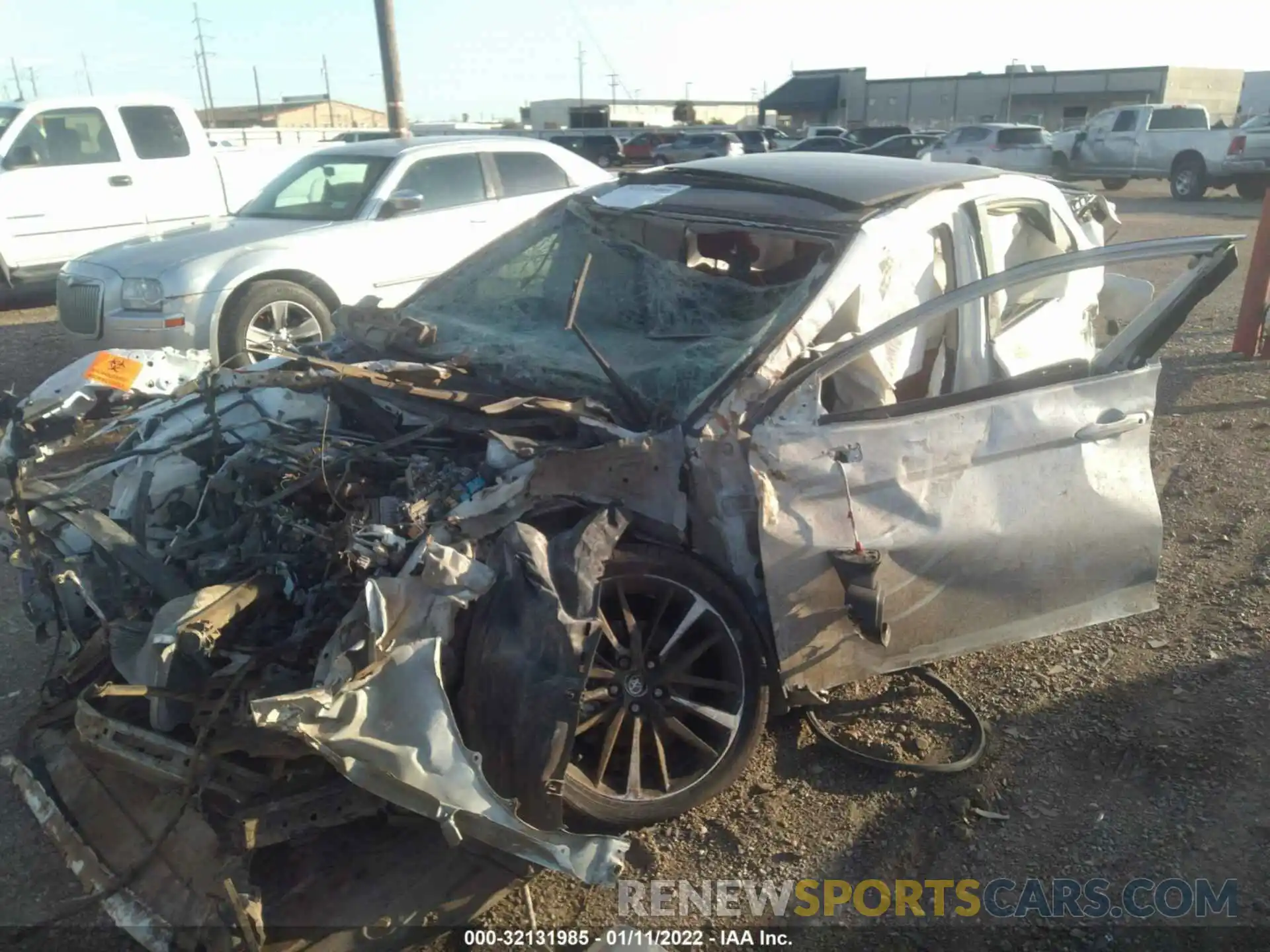 6 Photograph of a damaged car 4T1K61AK5LU977897 TOYOTA CAMRY 2020