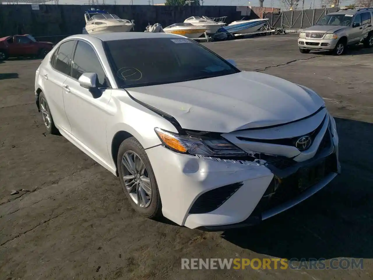 1 Photograph of a damaged car 4T1K61AK5LU990987 TOYOTA CAMRY 2020