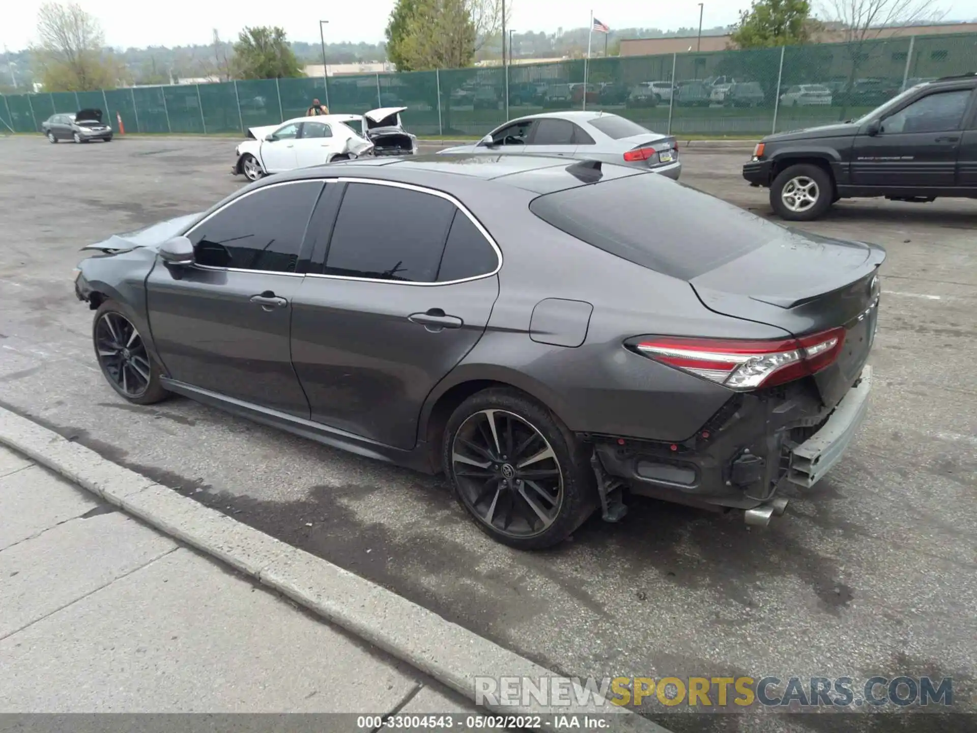 3 Photograph of a damaged car 4T1K61AK5LU996613 TOYOTA CAMRY 2020