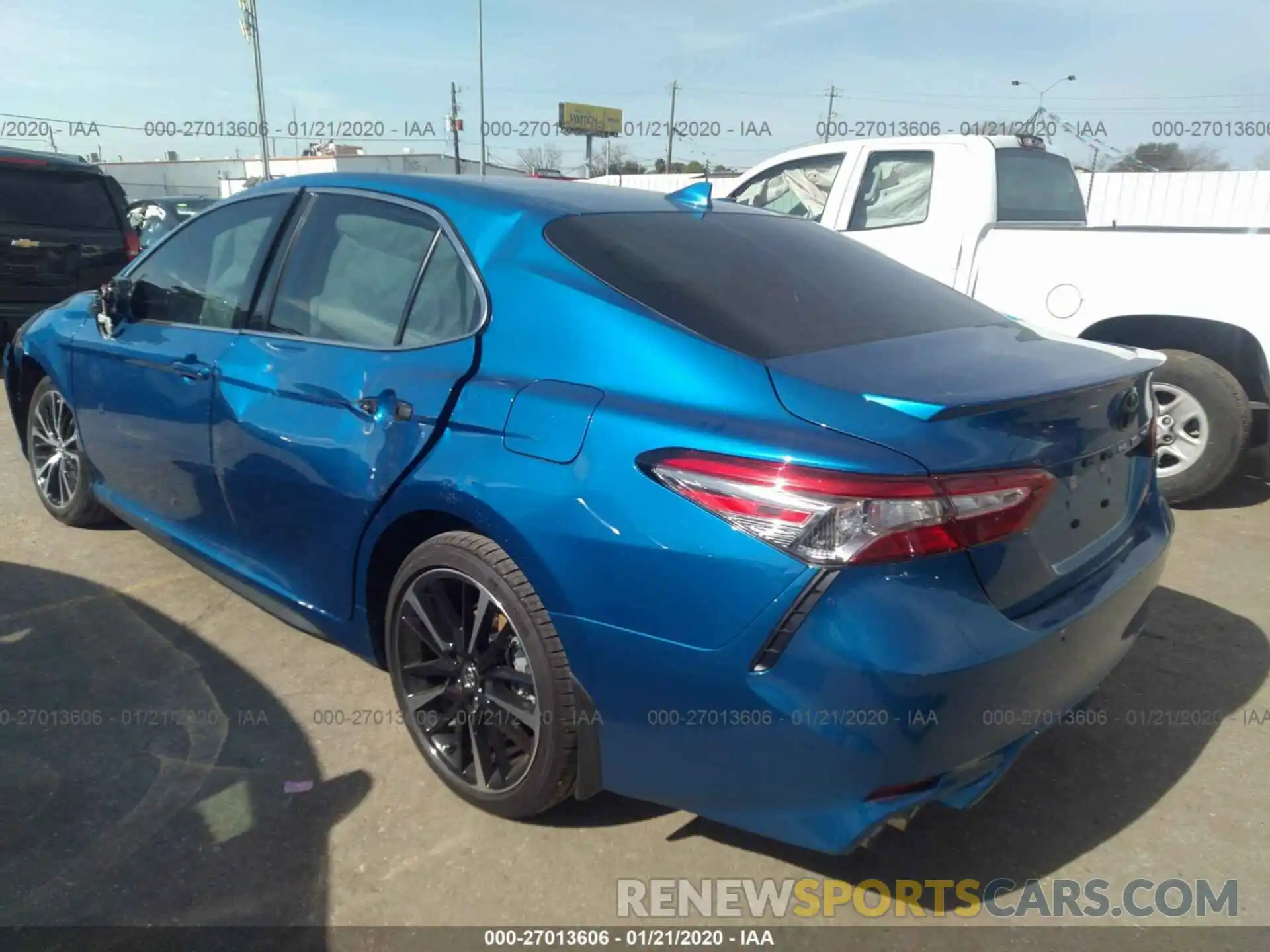 3 Photograph of a damaged car 4T1K61AK6LU320929 TOYOTA CAMRY 2020