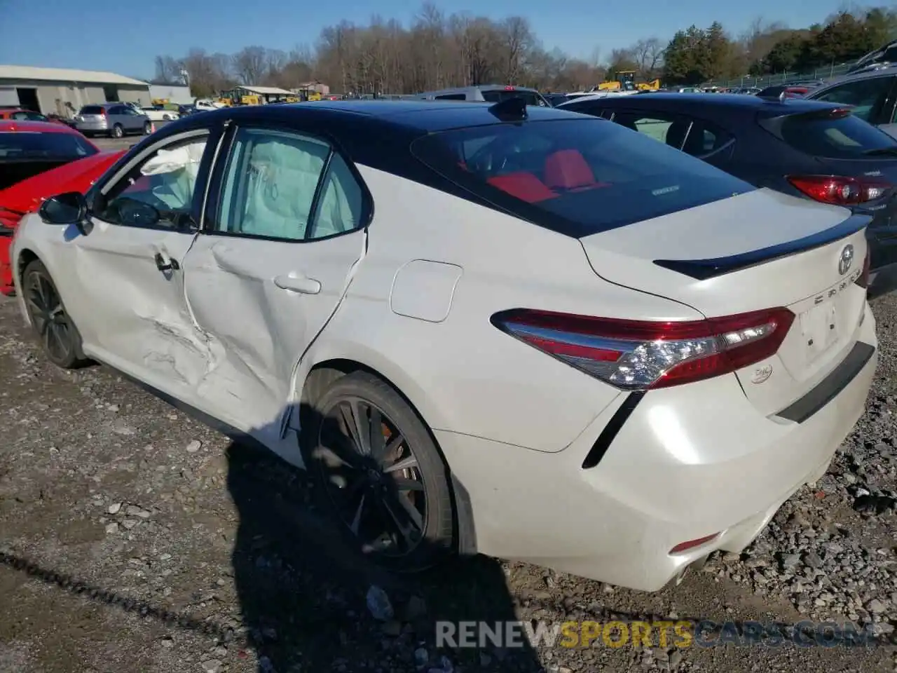 3 Photograph of a damaged car 4T1K61AK6LU330621 TOYOTA CAMRY 2020