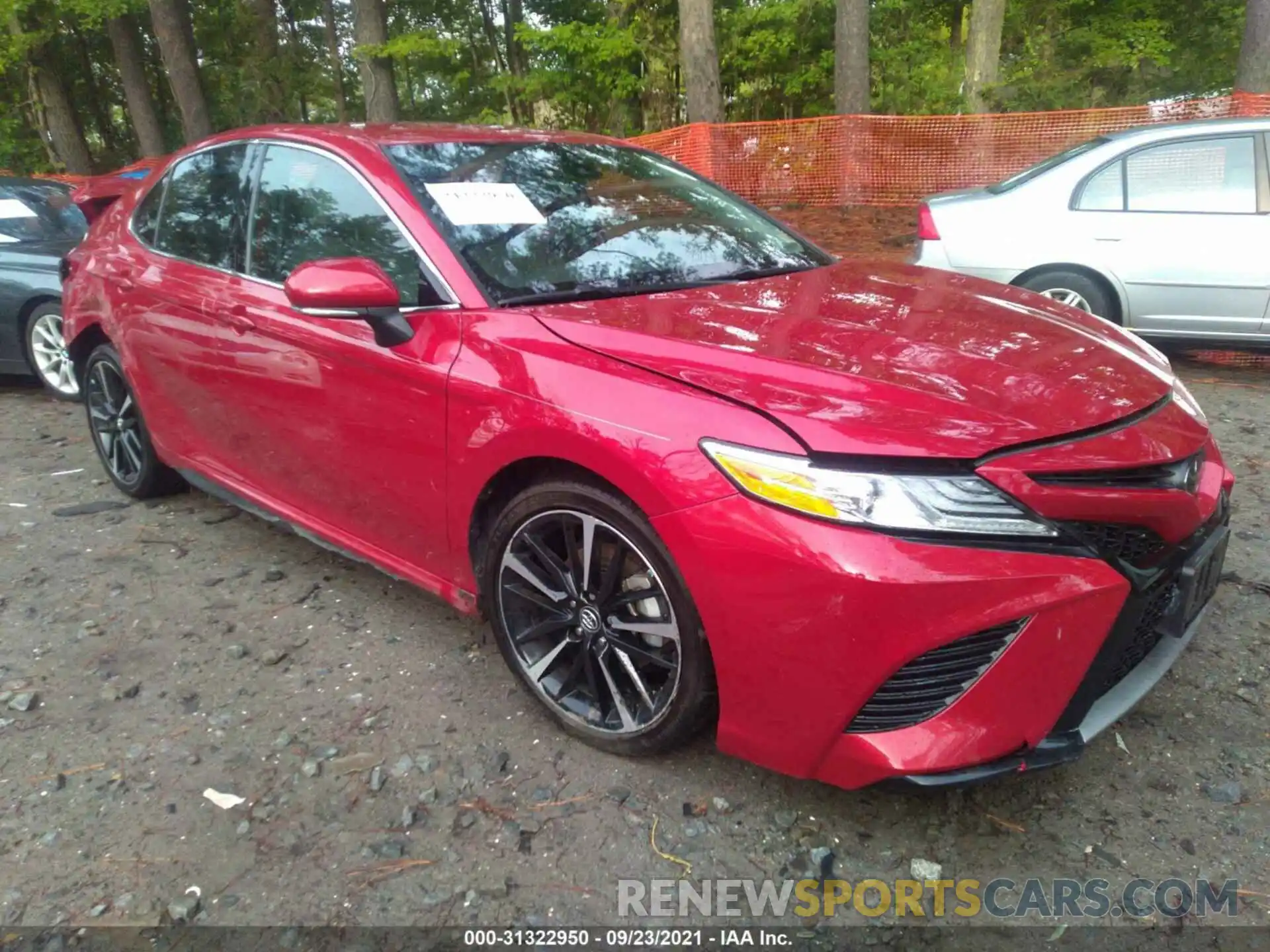 1 Photograph of a damaged car 4T1K61AK6LU334734 TOYOTA CAMRY 2020