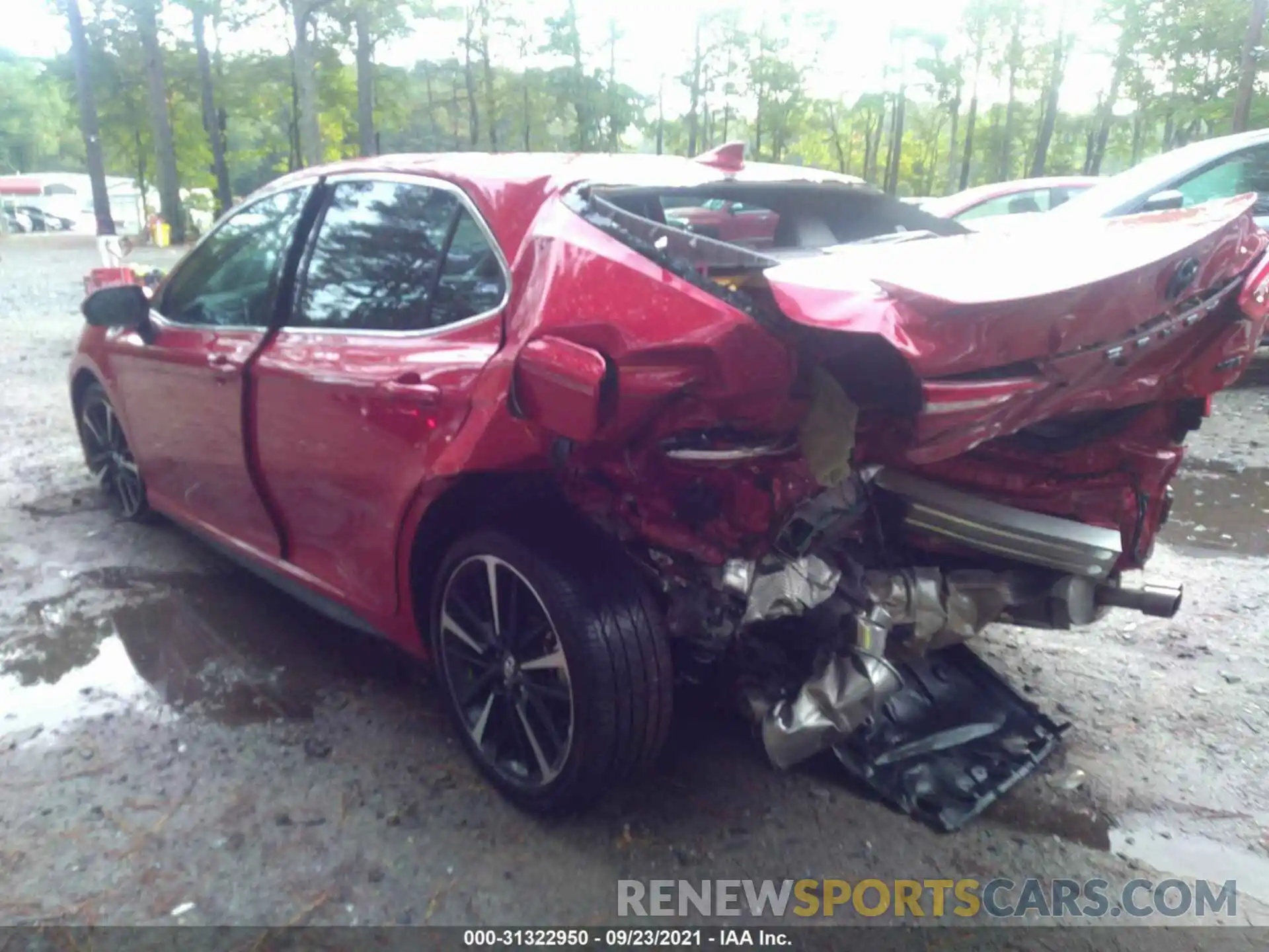 3 Photograph of a damaged car 4T1K61AK6LU334734 TOYOTA CAMRY 2020