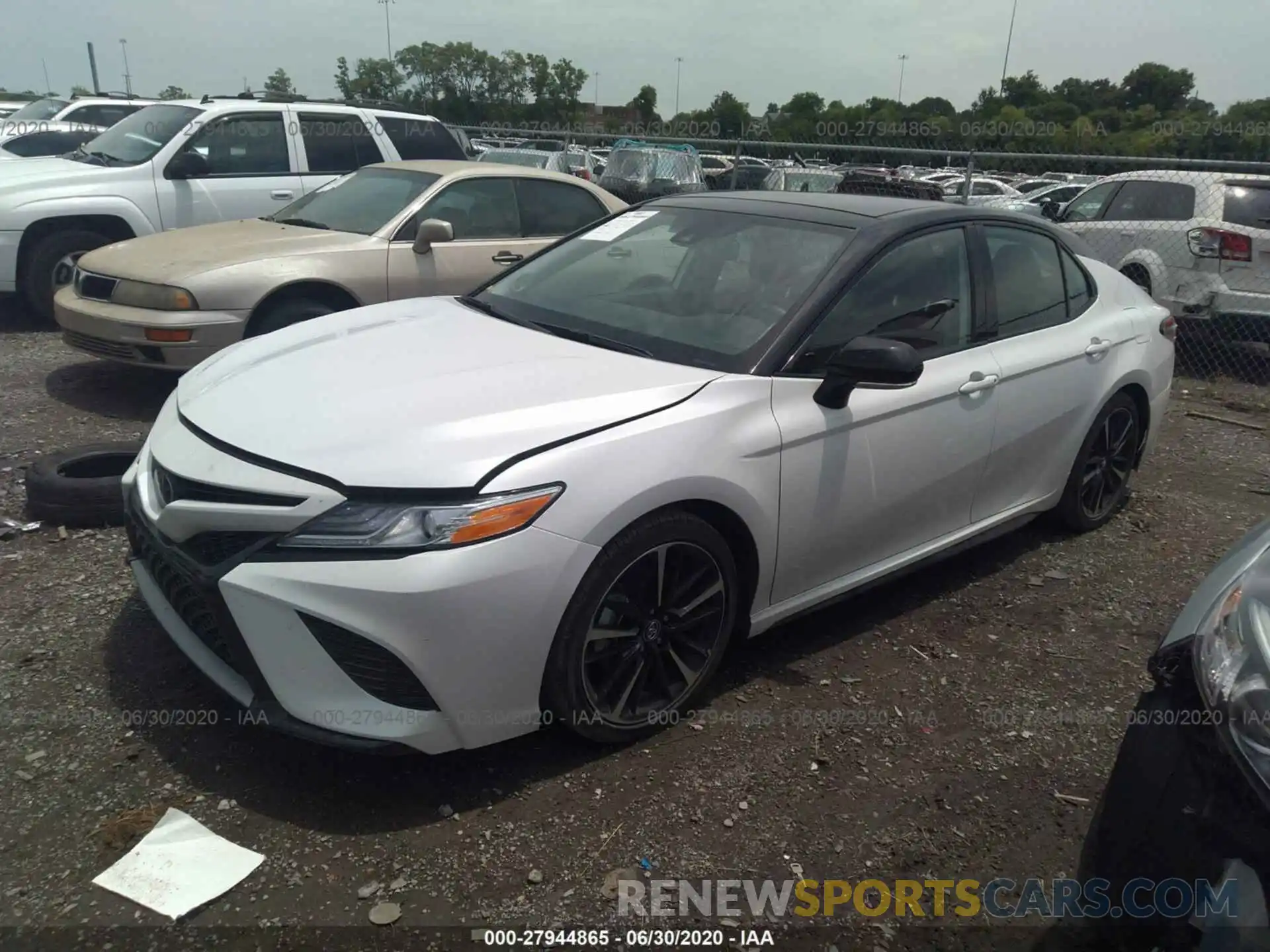 2 Photograph of a damaged car 4T1K61AK6LU337309 TOYOTA CAMRY 2020