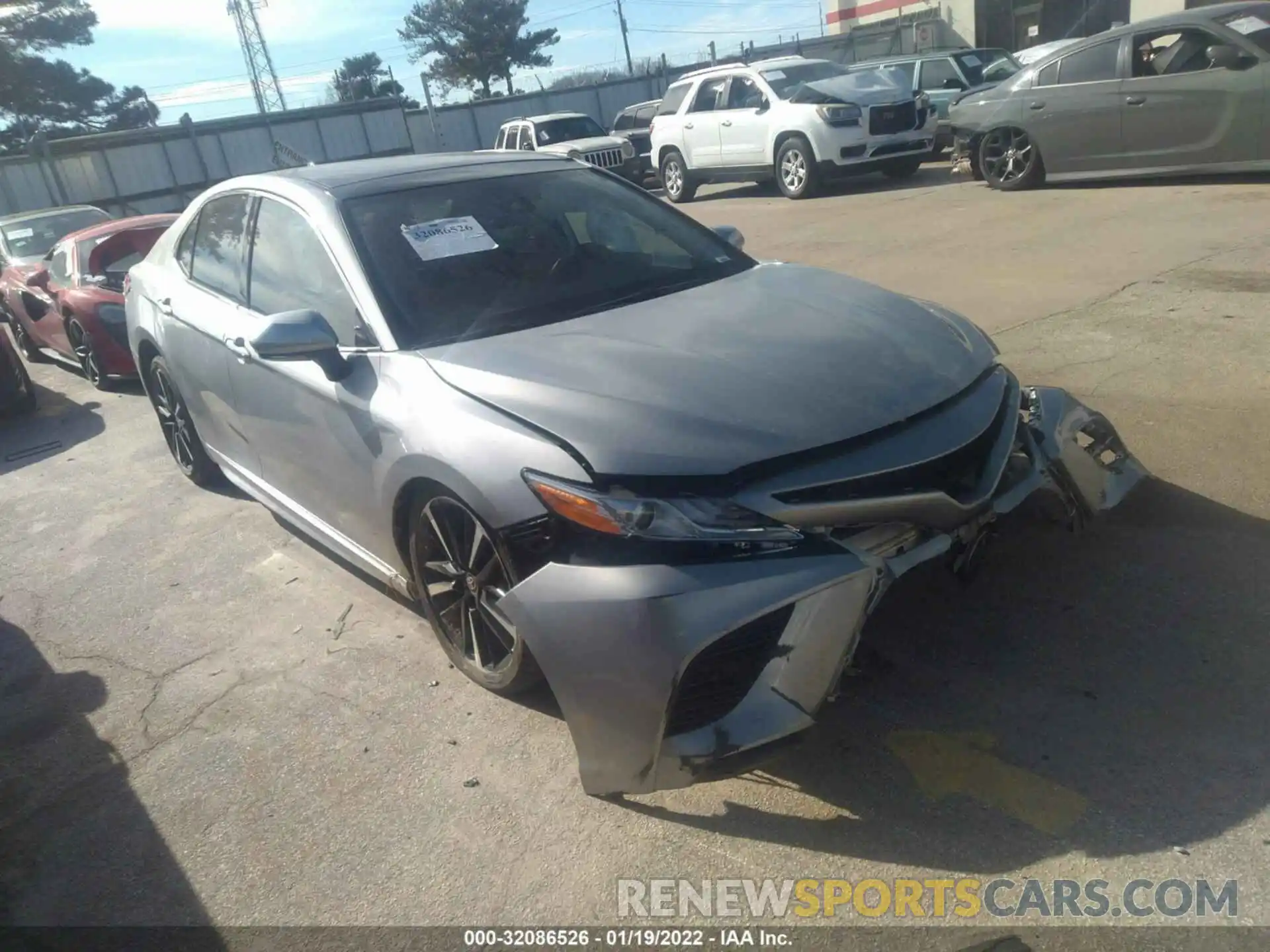 1 Photograph of a damaged car 4T1K61AK6LU361223 TOYOTA CAMRY 2020