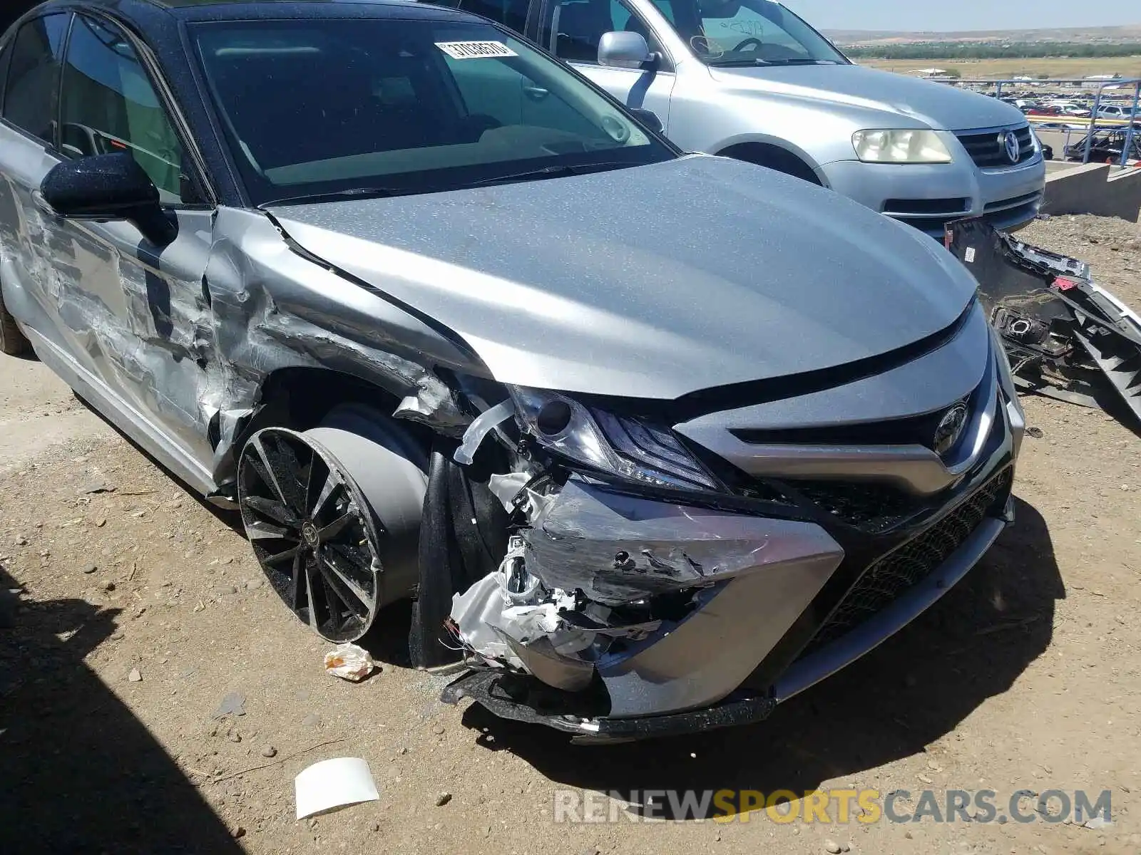 9 Photograph of a damaged car 4T1K61AK6LU365269 TOYOTA CAMRY 2020