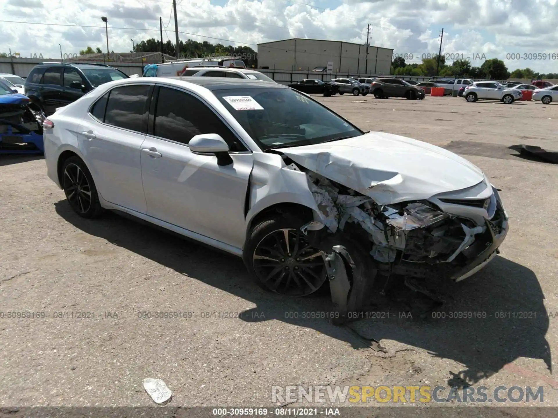 1 Photograph of a damaged car 4T1K61AK6LU372528 TOYOTA CAMRY 2020