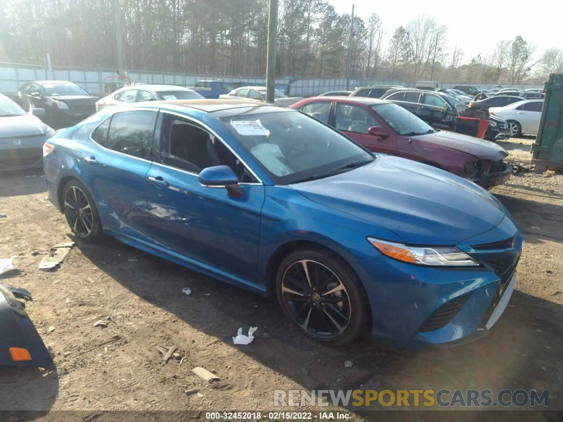 1 Photograph of a damaged car 4T1K61AK6LU382282 TOYOTA CAMRY 2020