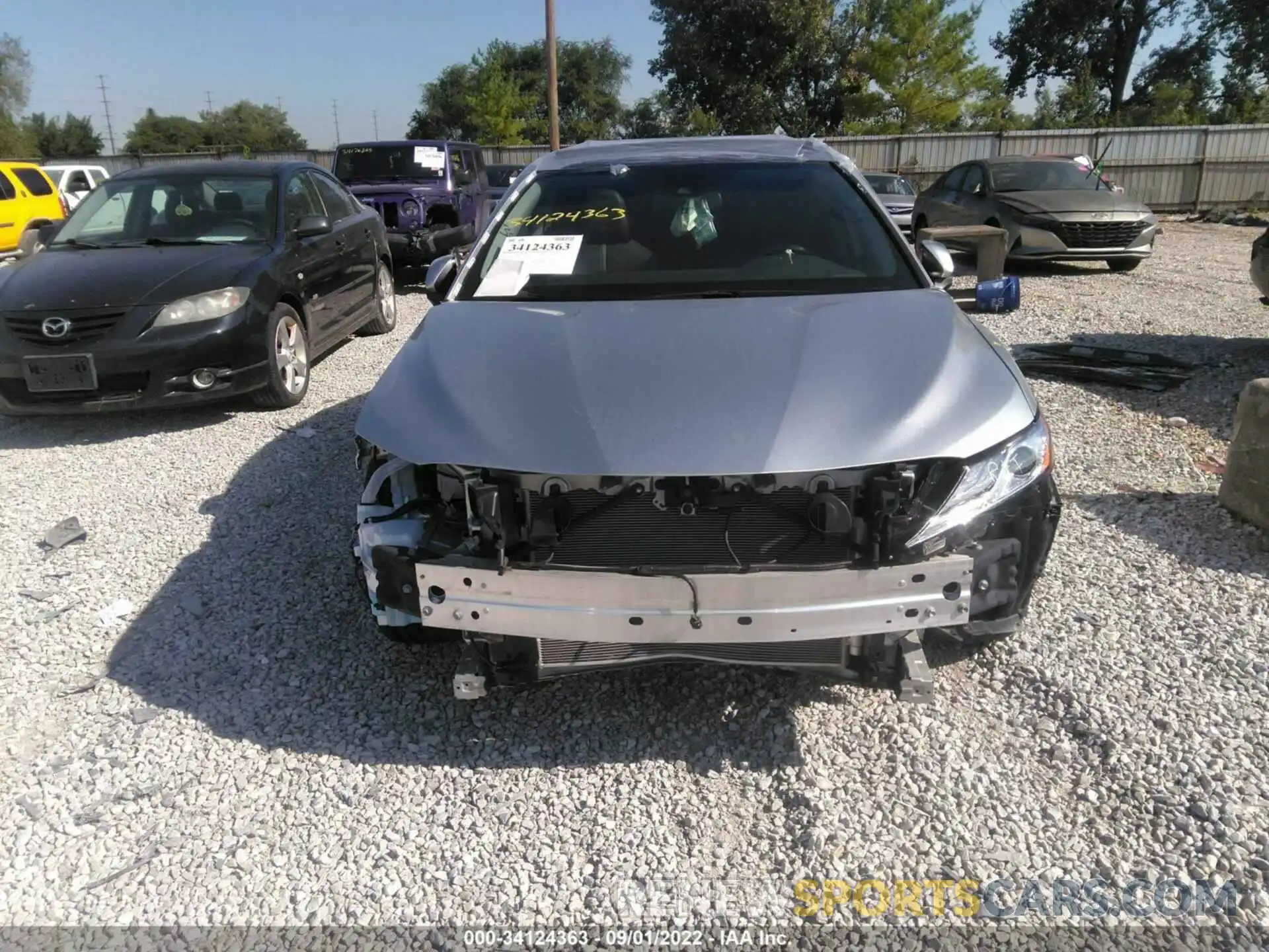 6 Photograph of a damaged car 4T1K61AK6LU397316 TOYOTA CAMRY 2020