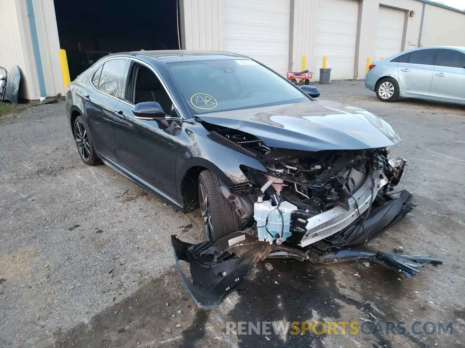 1 Photograph of a damaged car 4T1K61AK6LU502789 TOYOTA CAMRY 2020