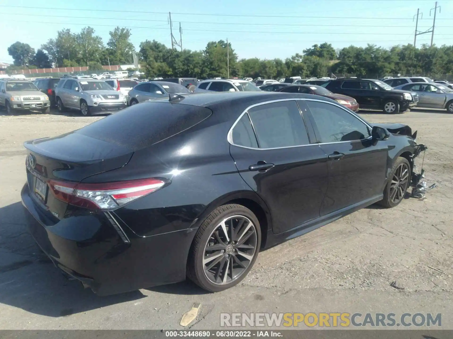 4 Photograph of a damaged car 4T1K61AK6LU506342 TOYOTA CAMRY 2020