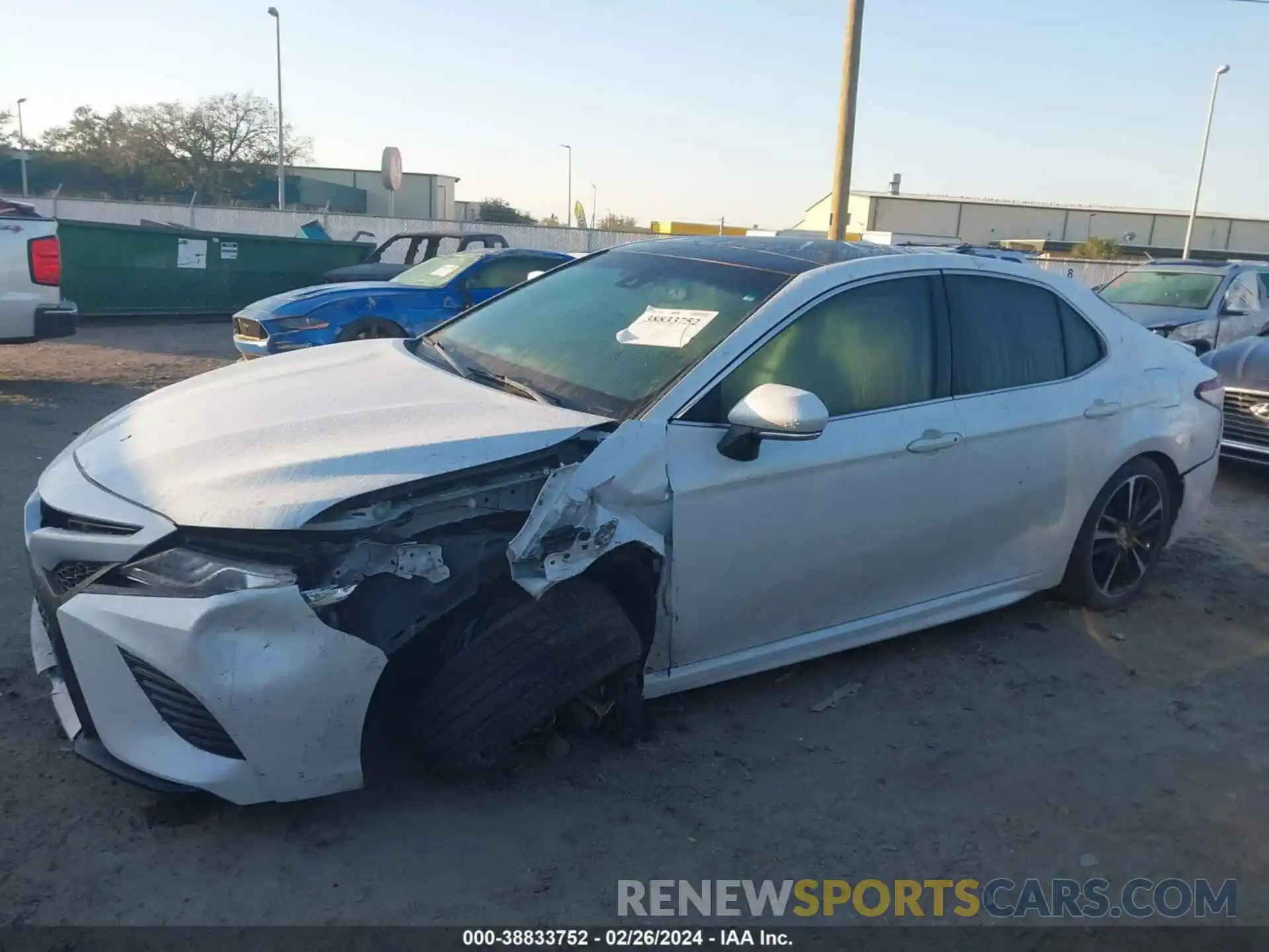 14 Photograph of a damaged car 4T1K61AK6LU508446 TOYOTA CAMRY 2020