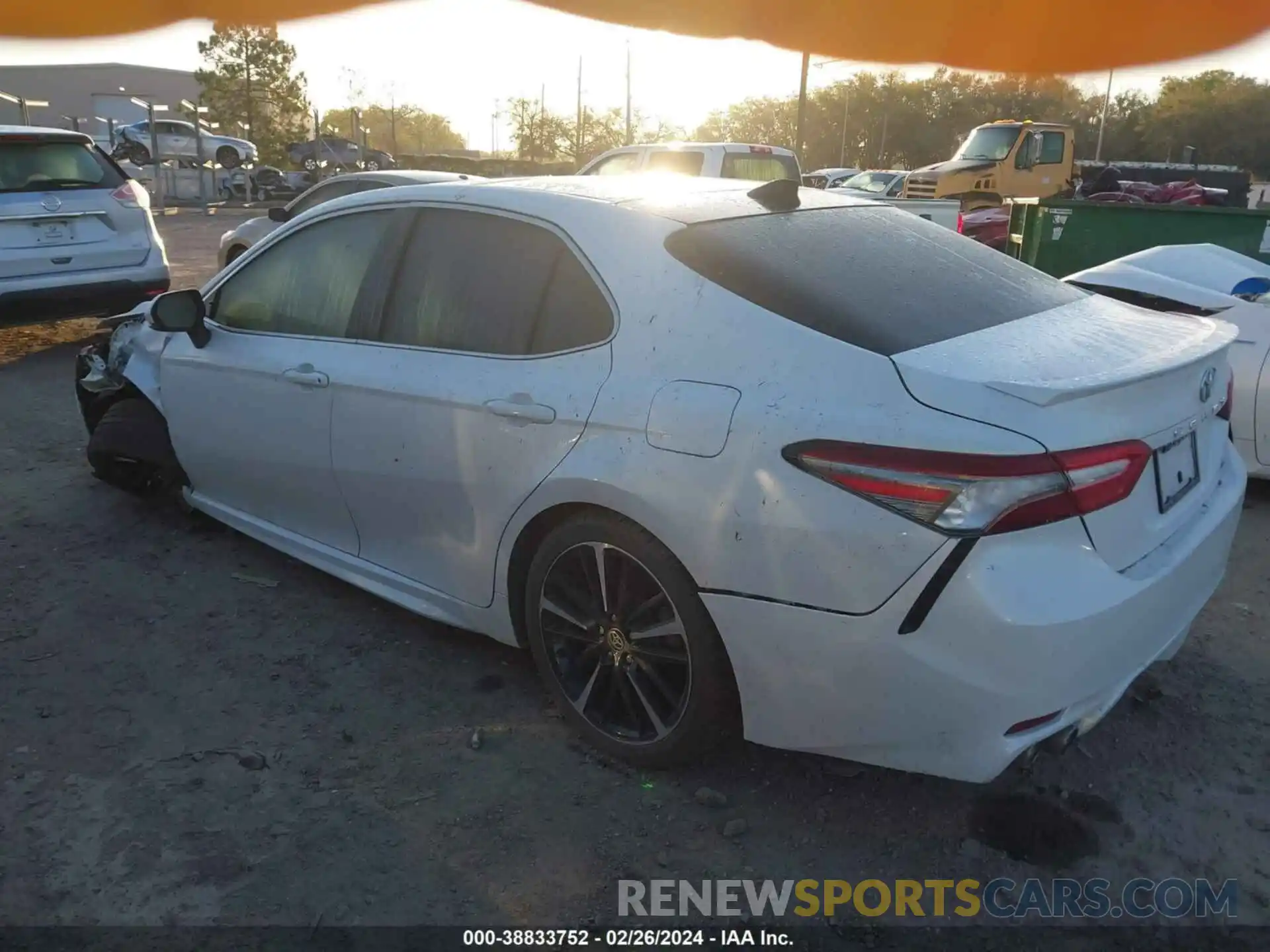 3 Photograph of a damaged car 4T1K61AK6LU508446 TOYOTA CAMRY 2020