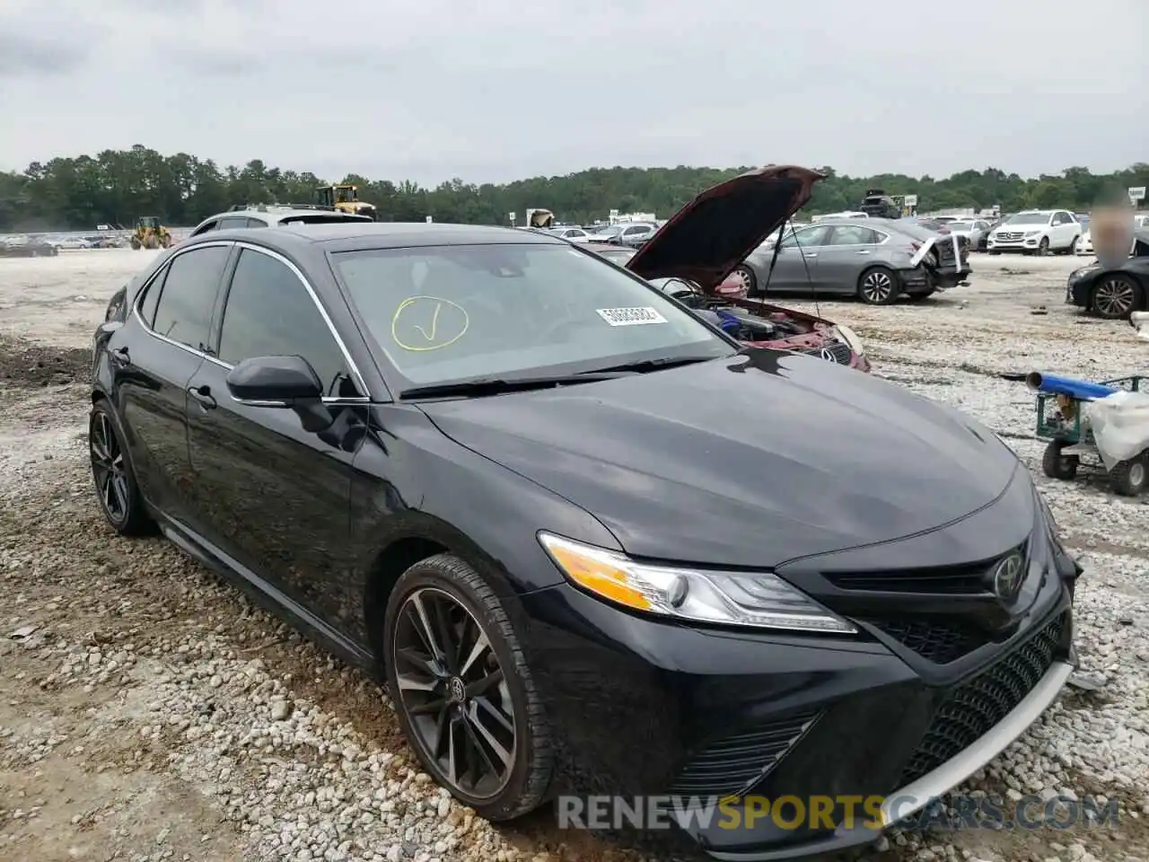 1 Photograph of a damaged car 4T1K61AK6LU510374 TOYOTA CAMRY 2020