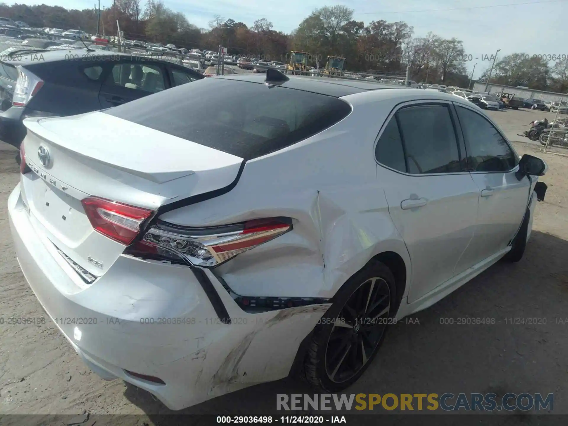 4 Photograph of a damaged car 4T1K61AK6LU864699 TOYOTA CAMRY 2020