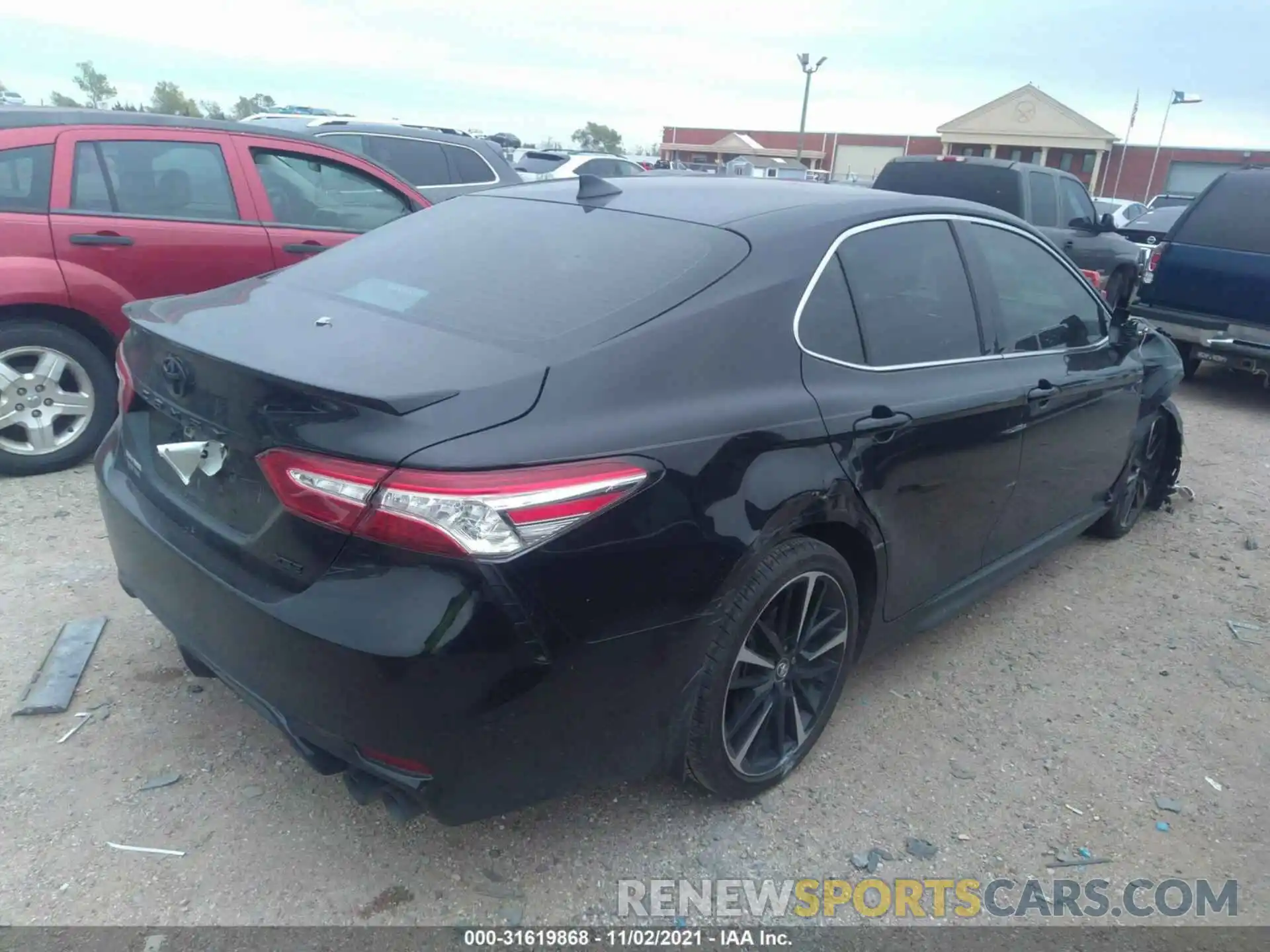 4 Photograph of a damaged car 4T1K61AK6LU933486 TOYOTA CAMRY 2020